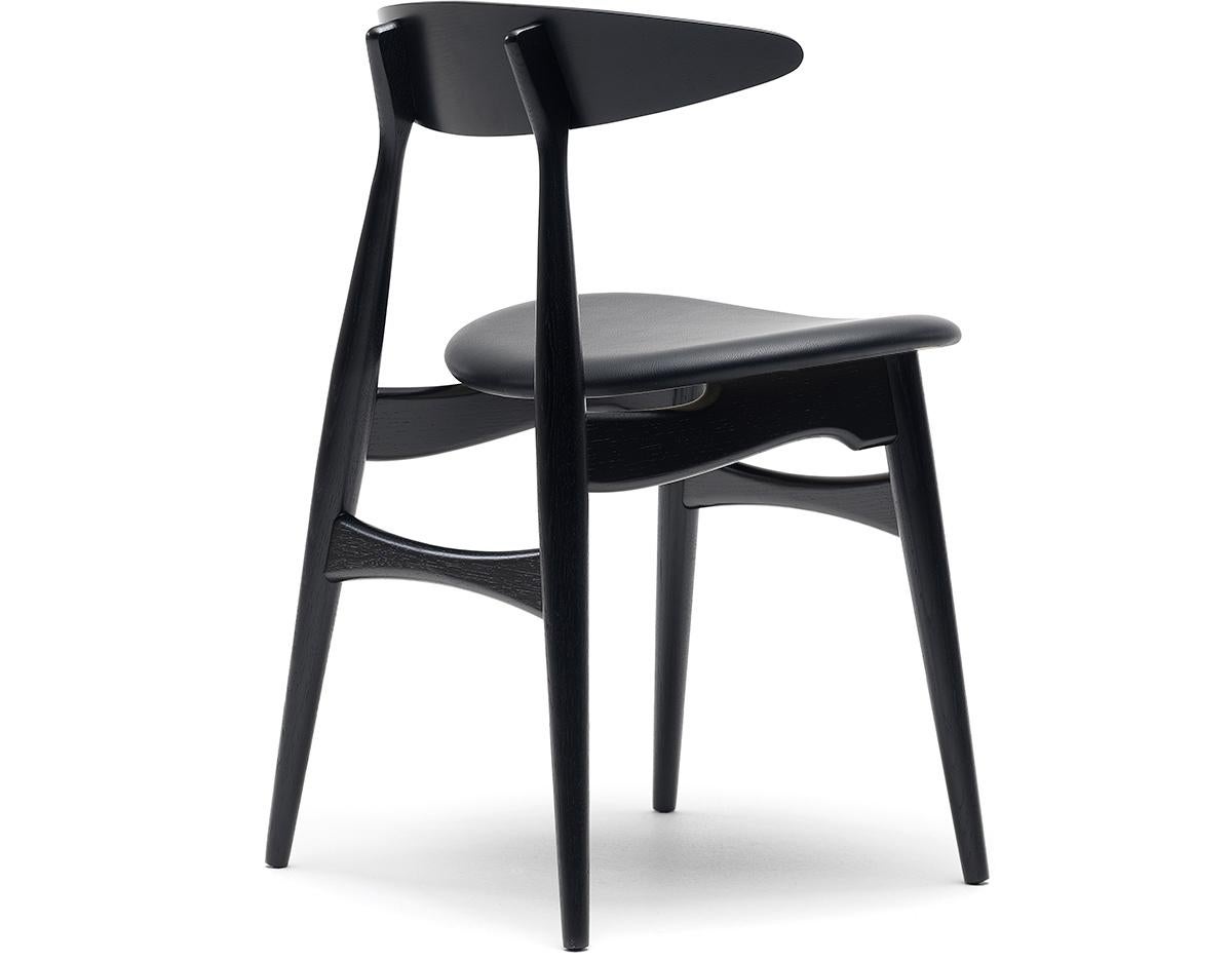 Modern CH33P Dining Chair in Black by Hans J. Wegner for Carl Hansen & Son For Sale