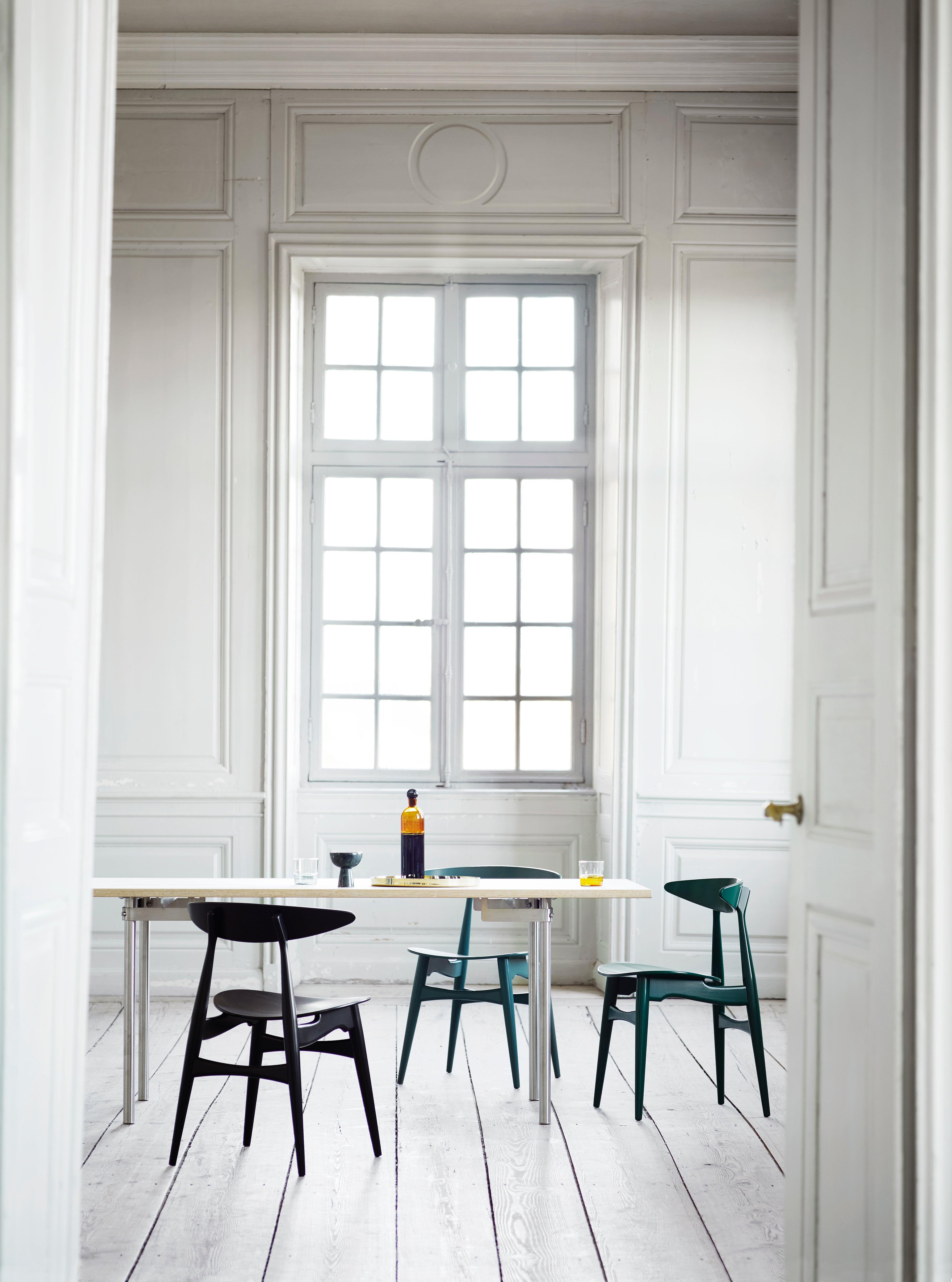CH33P Dining Chair in Oak Painted Black & Thor 301 Leather by Hans J. Wegner 6