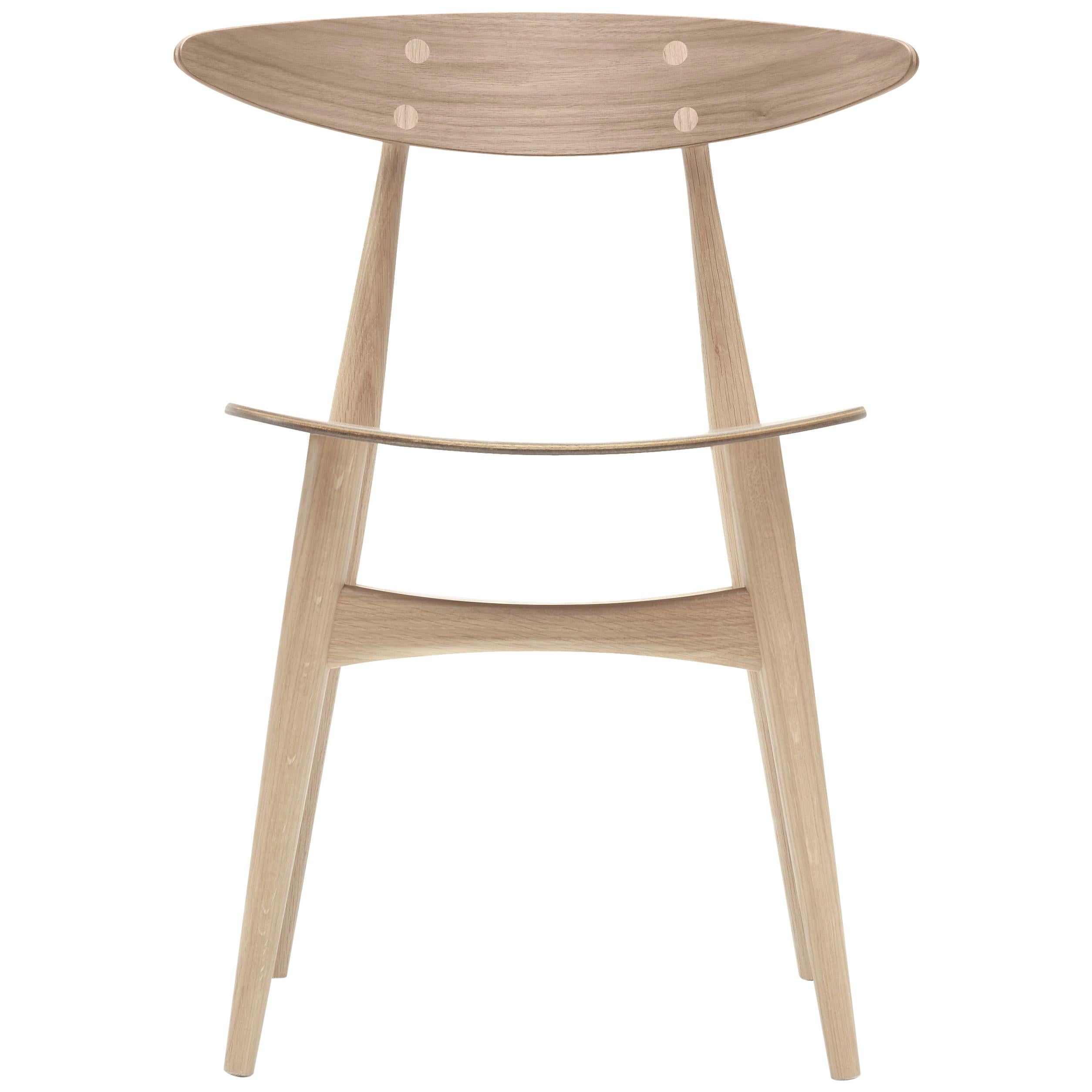 Beige (Oak White Oil) CH33T Dining Chair in Wood by Hans J. Wegner