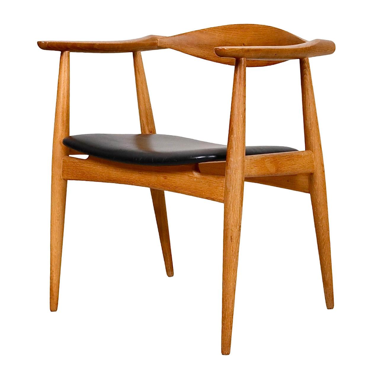 CH-35 Sessel von Hans Wegner, entworfen 1959 (Mitte des 20. Jahrhunderts) im Angebot