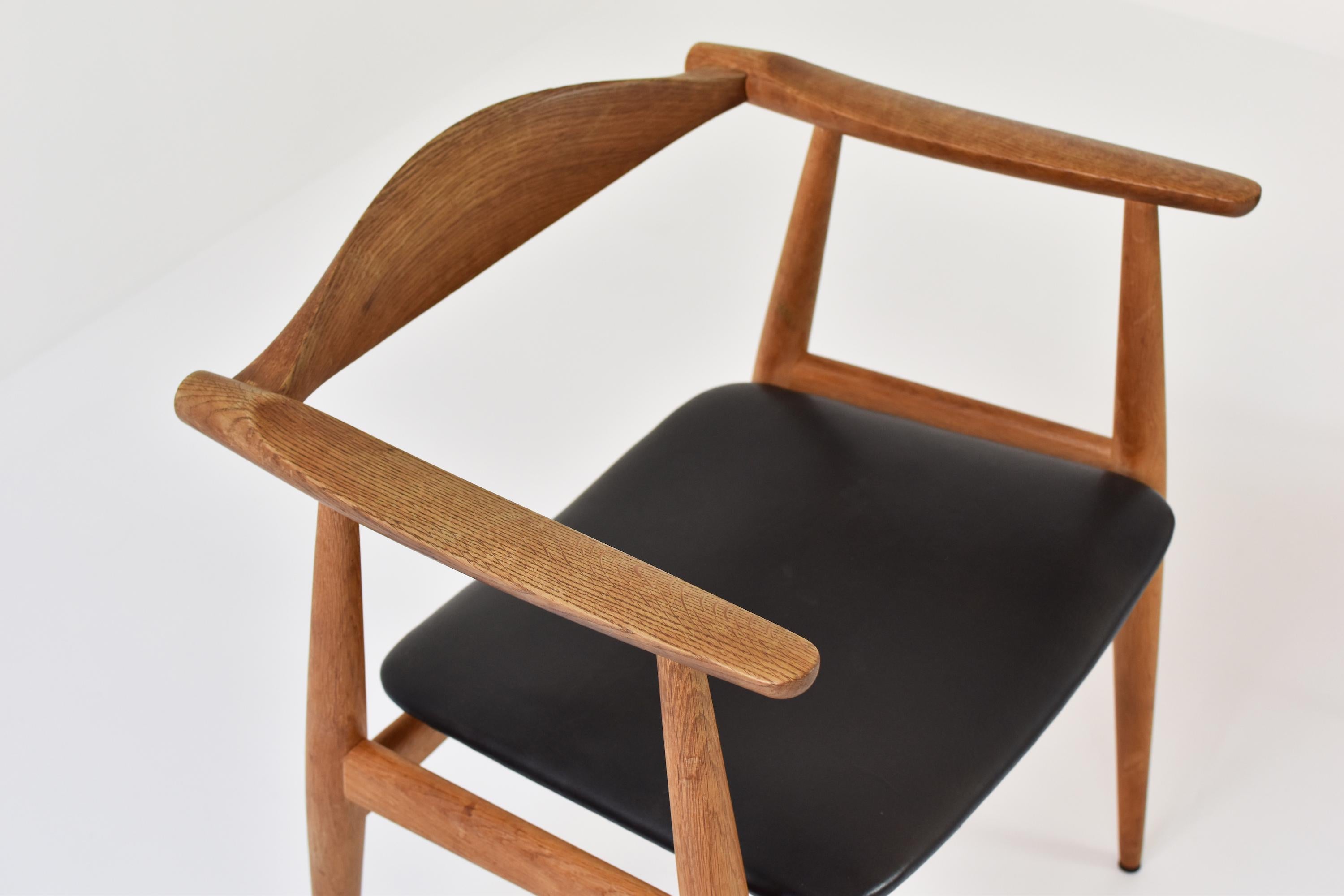 Mid-20th Century CH35 Chairs Designed by Hans Wegner for Carl Hansen and Son, Denmark, 1950s