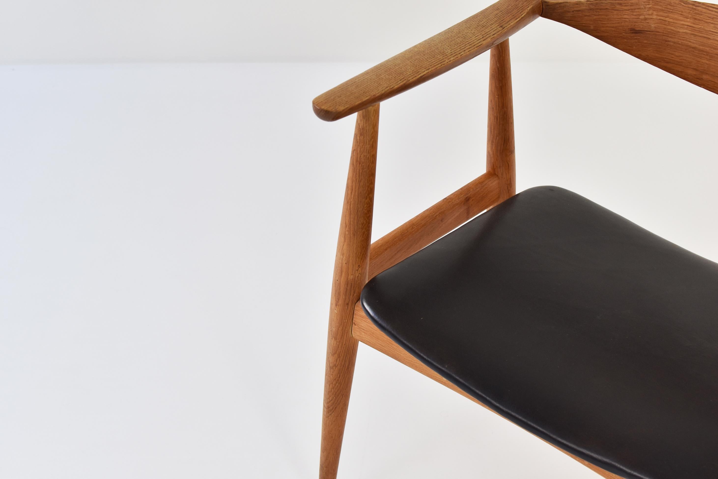 Leather CH35 Chairs Designed by Hans Wegner for Carl Hansen and Son, Denmark, 1950s