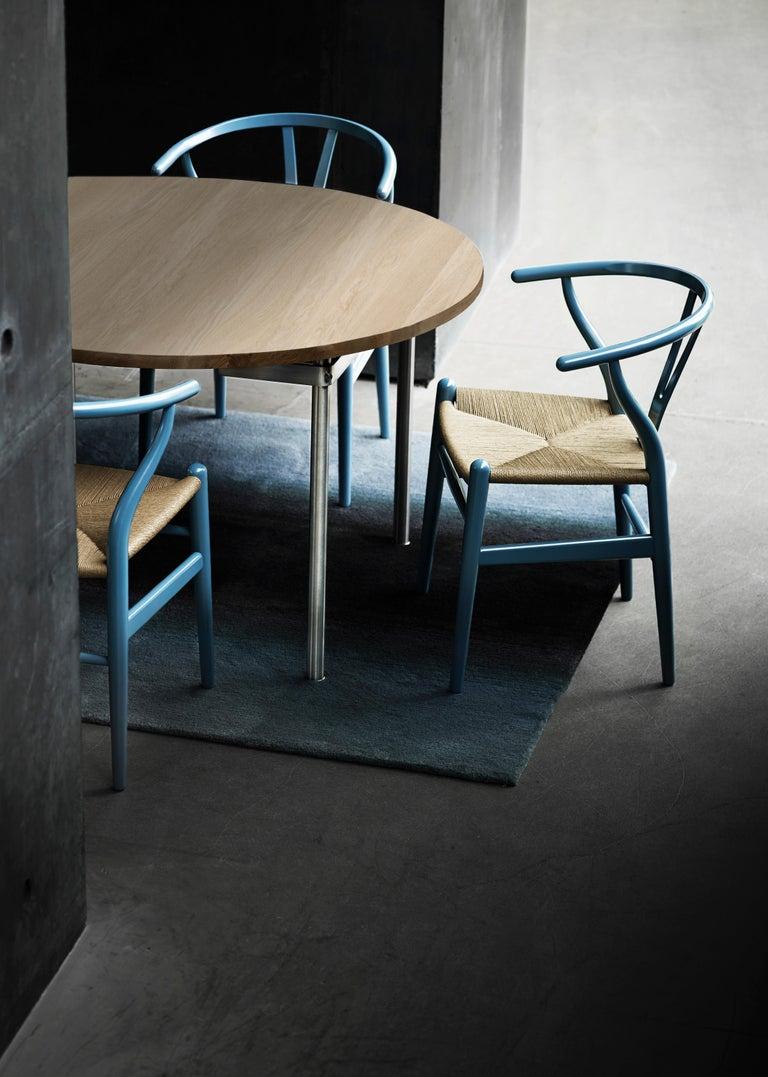 Contemporary CH388 Round Dining Table in Oak Oil by Hans J. Wegner