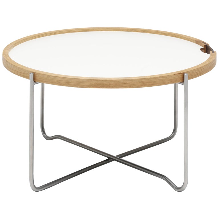 CH417 Reversible Tray Table in Black and White Laminate by Hans J. Wegner For Sale
