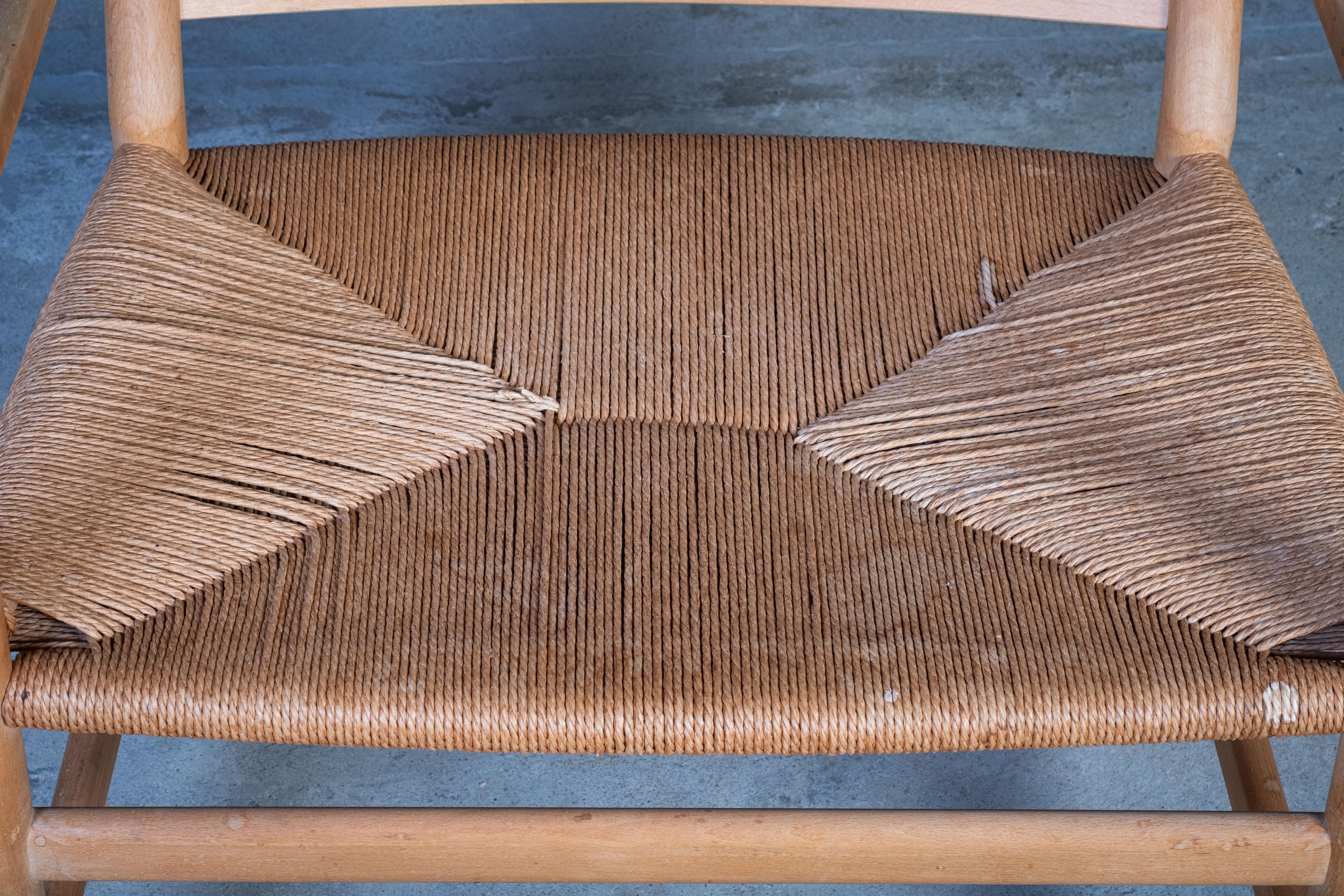 Milieu du XXe siècle Chaise longue CH44 en Beeche par Hans J. Wegner pour Carl Hansen & Søn, années 1960 en vente