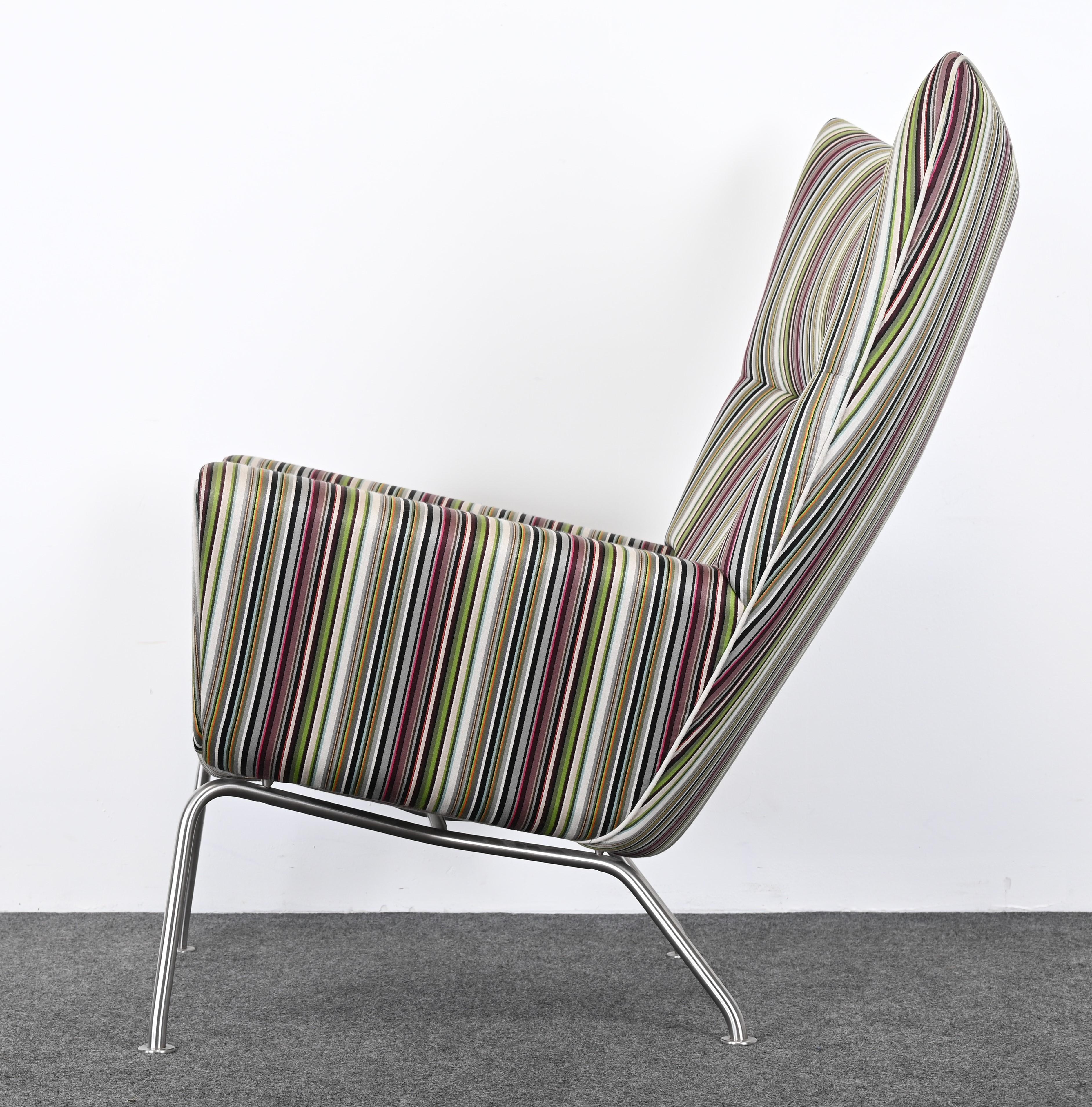 CH445 Wing Lounge Chair Designed by Hans Wegner for Carl Hansen & Son, 2006 For Sale 5