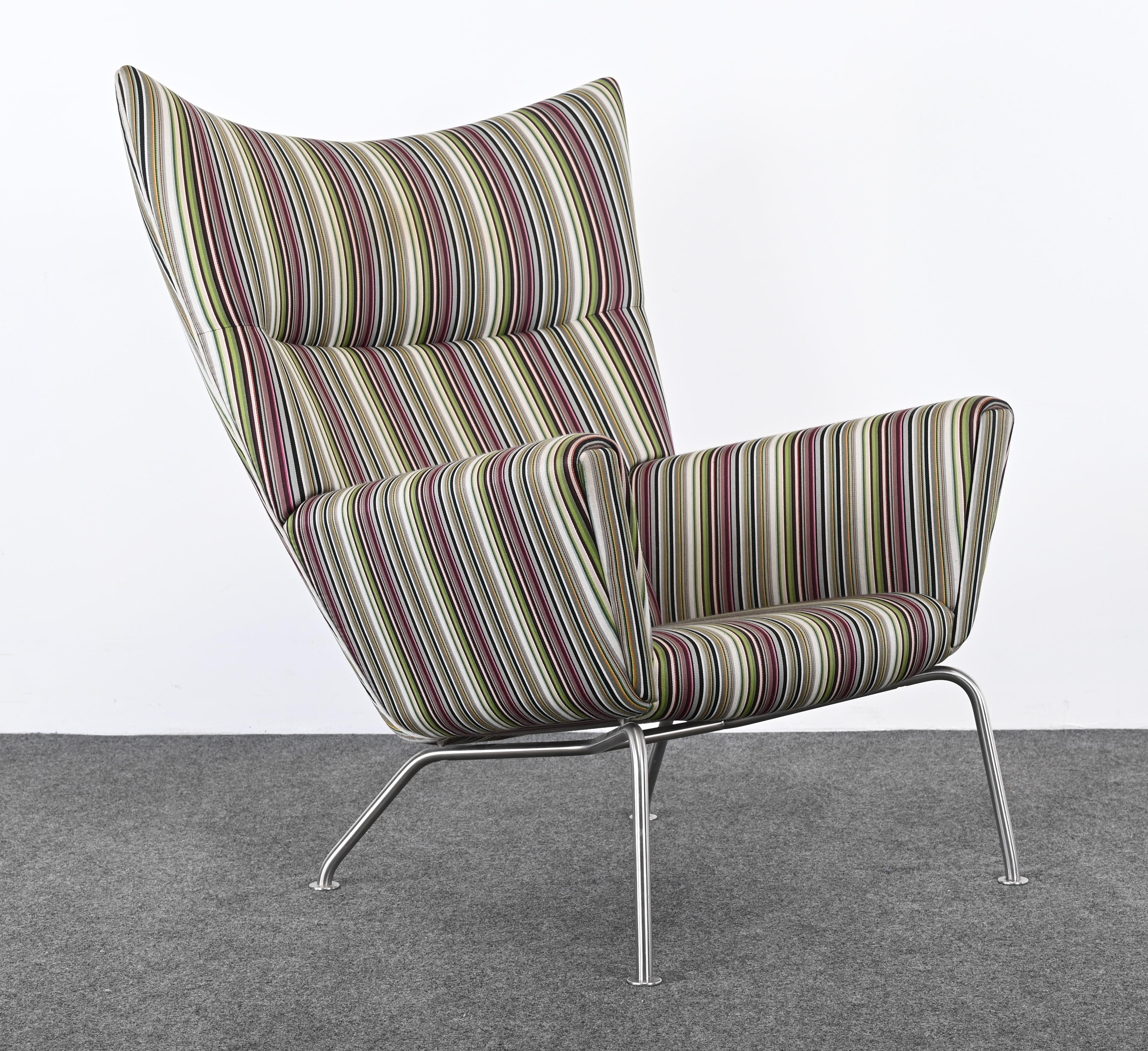 Mid-Century Modern CH445 Wing Lounge Chair Designed by Hans Wegner for Carl Hansen & Son, 2006 For Sale