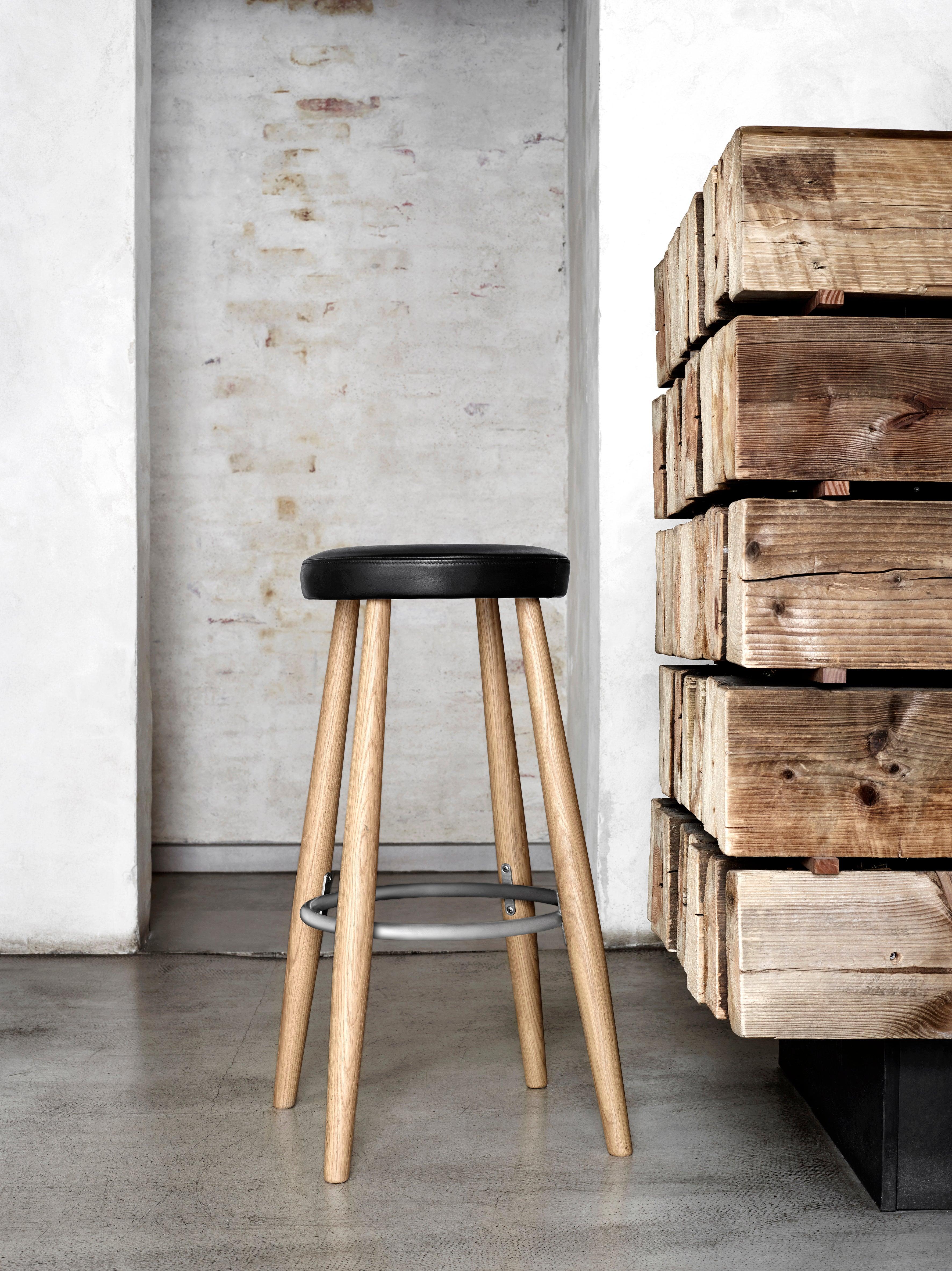 Modern CH56 Barstool in Oiled Oak with Thor 310 Leather Seat by Hans J. Wegner