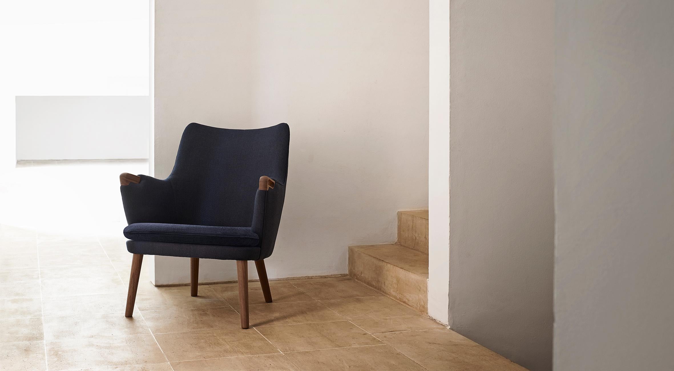 CH71 Lounge Chair in Oak Soap with Fabric Upholstery by Hans J. Wegner 2