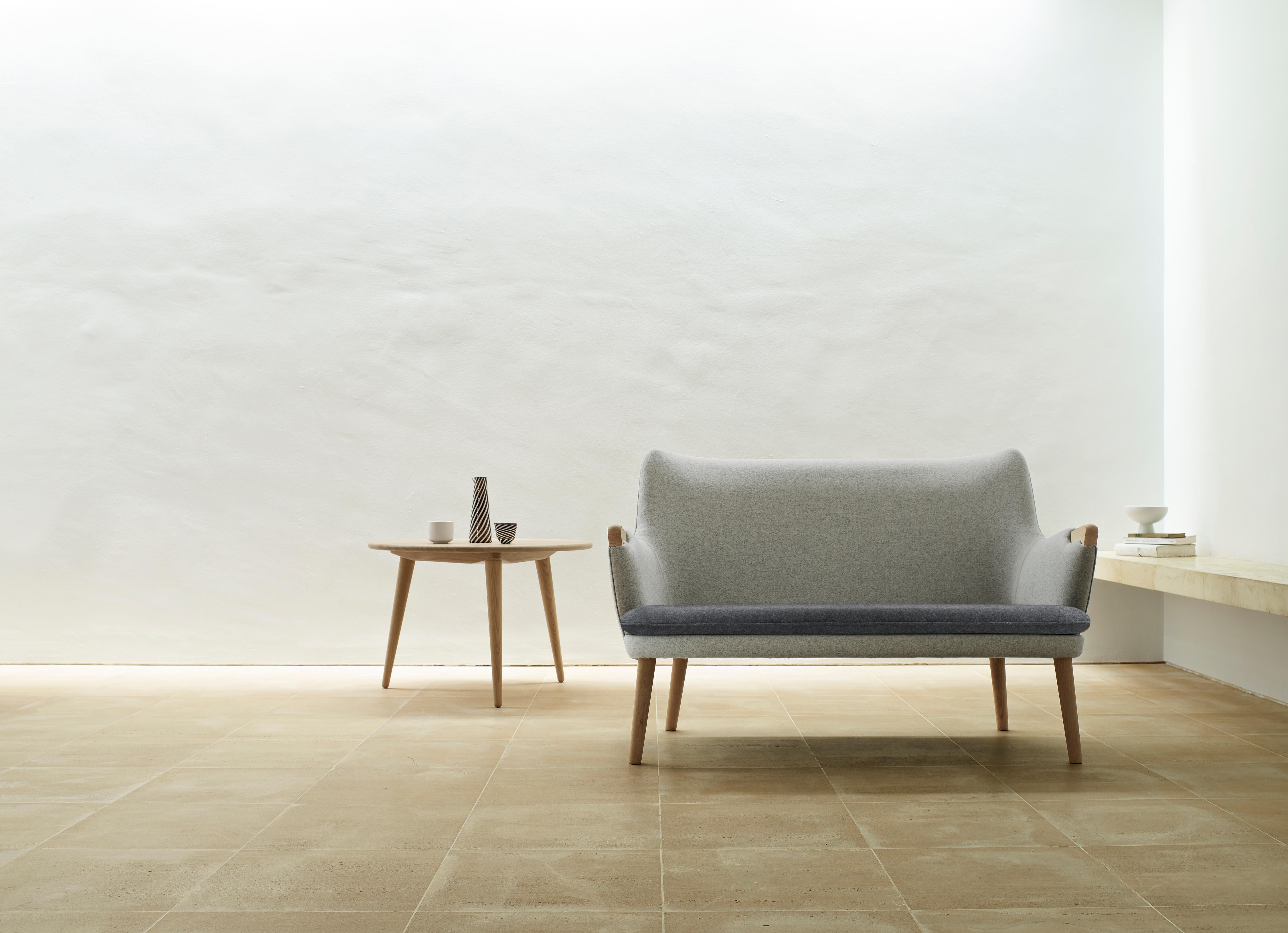 CH72 Sofa in Oak Soap with Upholstered Frame by Hans J. Wegner 2