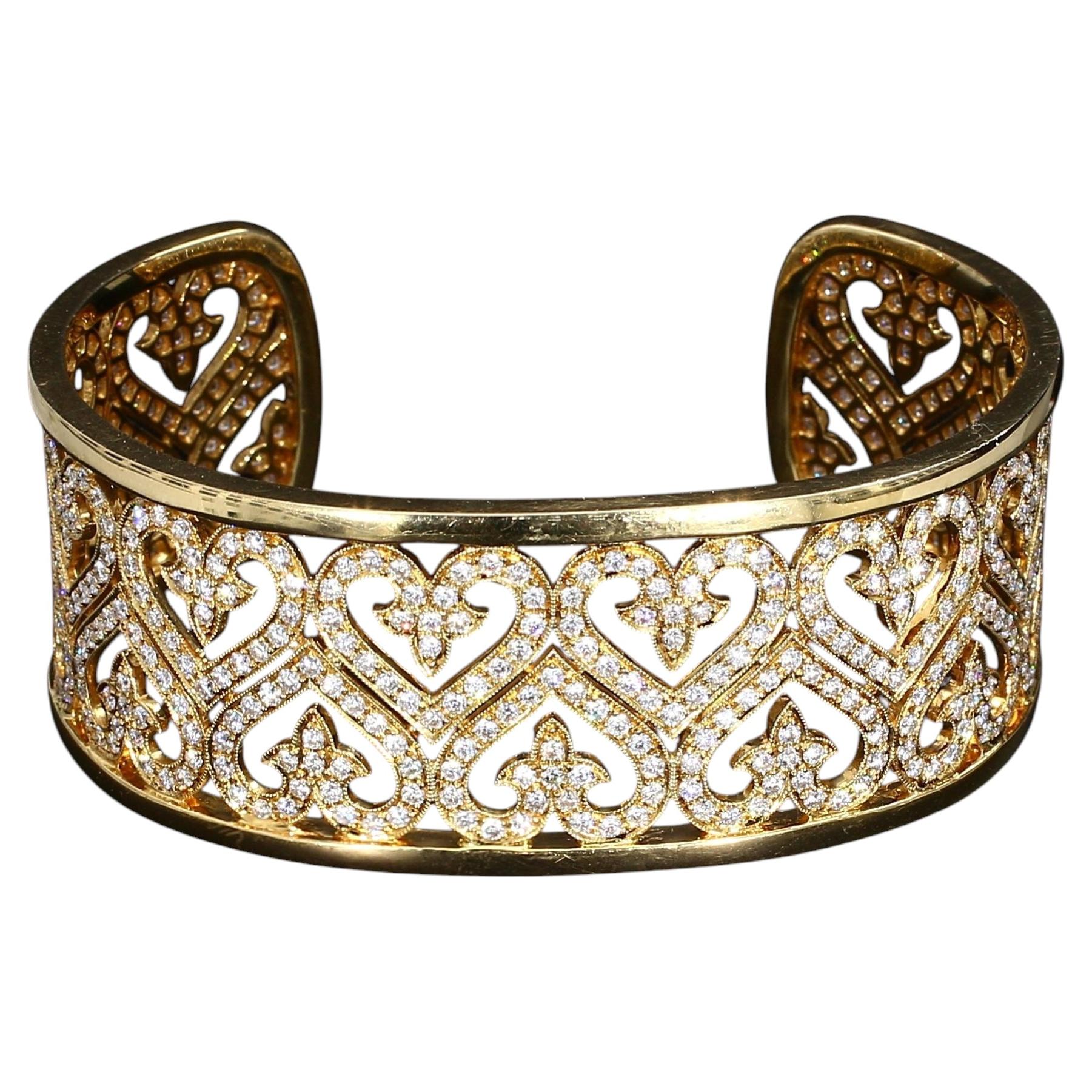 Chad Allison 18k Yellow Gold Bracelet with Heart Designs, Diamonds ~4.5ctw G/SI1