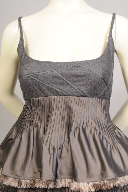 Chado Ralph Rucci Robe en soie et laine à corsage empire avec châle en soie assorti Pour femmes en vente