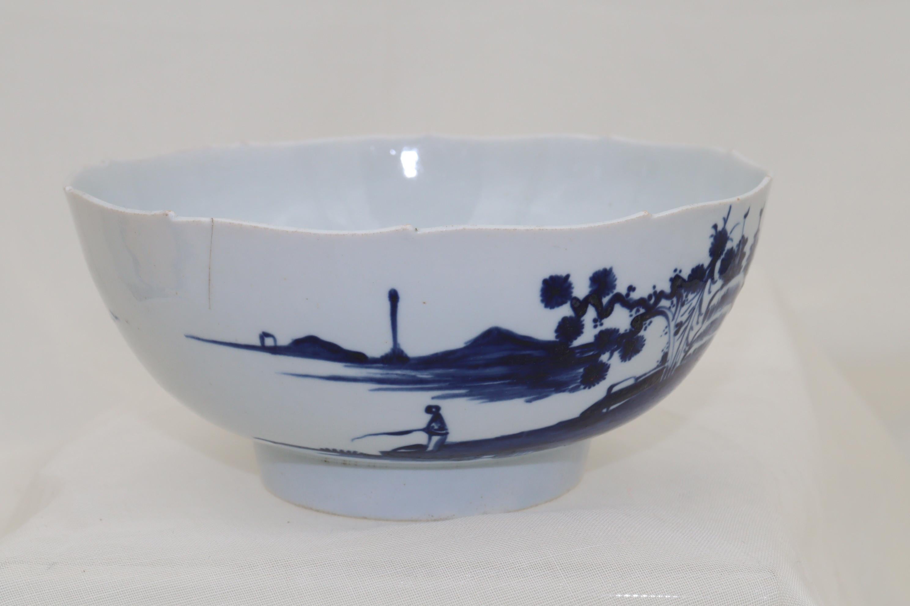 Chinoiserie Chaffers bowl Casual Fisherman pattern For Sale