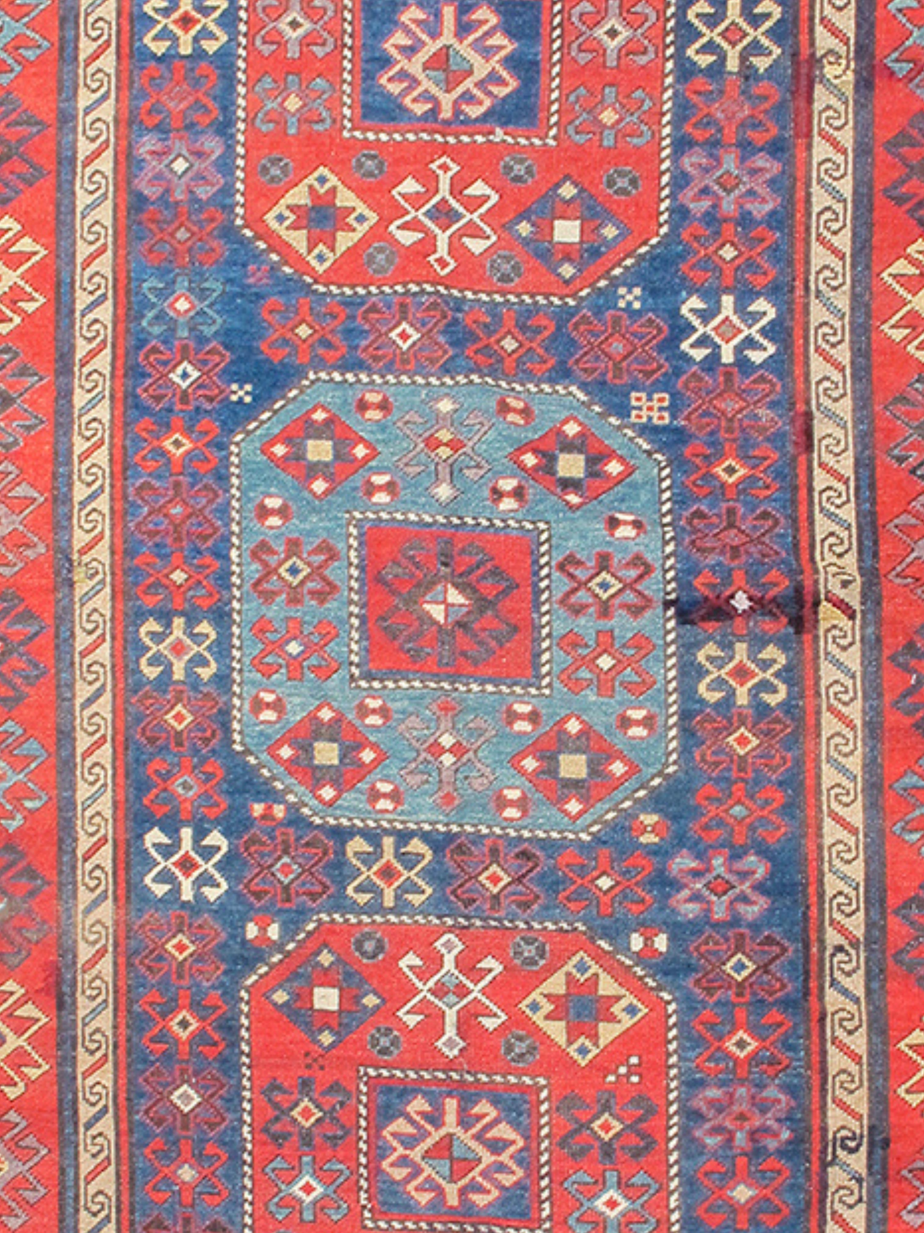 Chagli-Teppich, um 1900 (Handgeknüpft) im Angebot