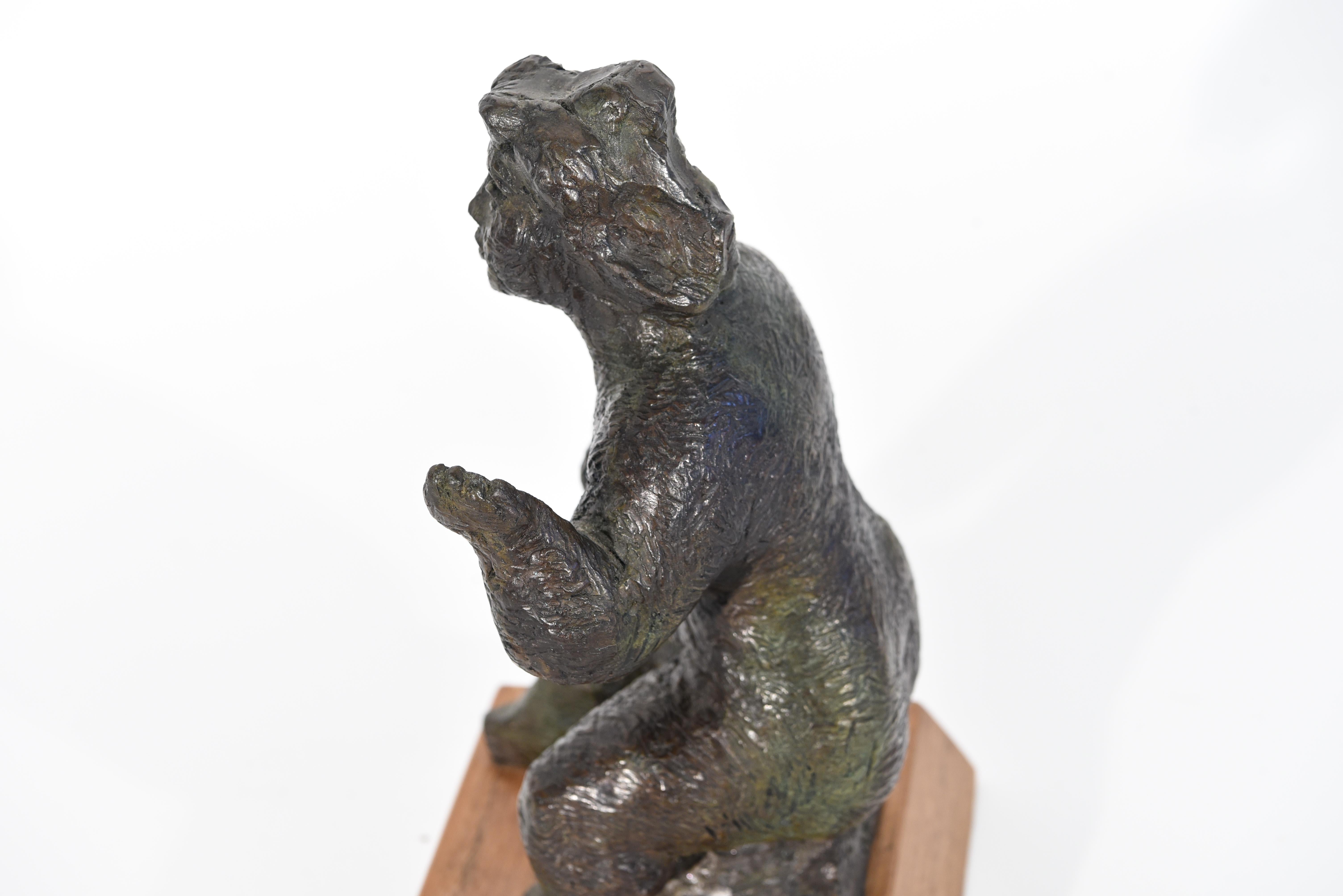 Chaim Gross „Mutter Pride“ Figurative Bronzeskulptur; Mutter und Kind im Zustand „Hervorragend“ im Angebot in Norwalk, CT