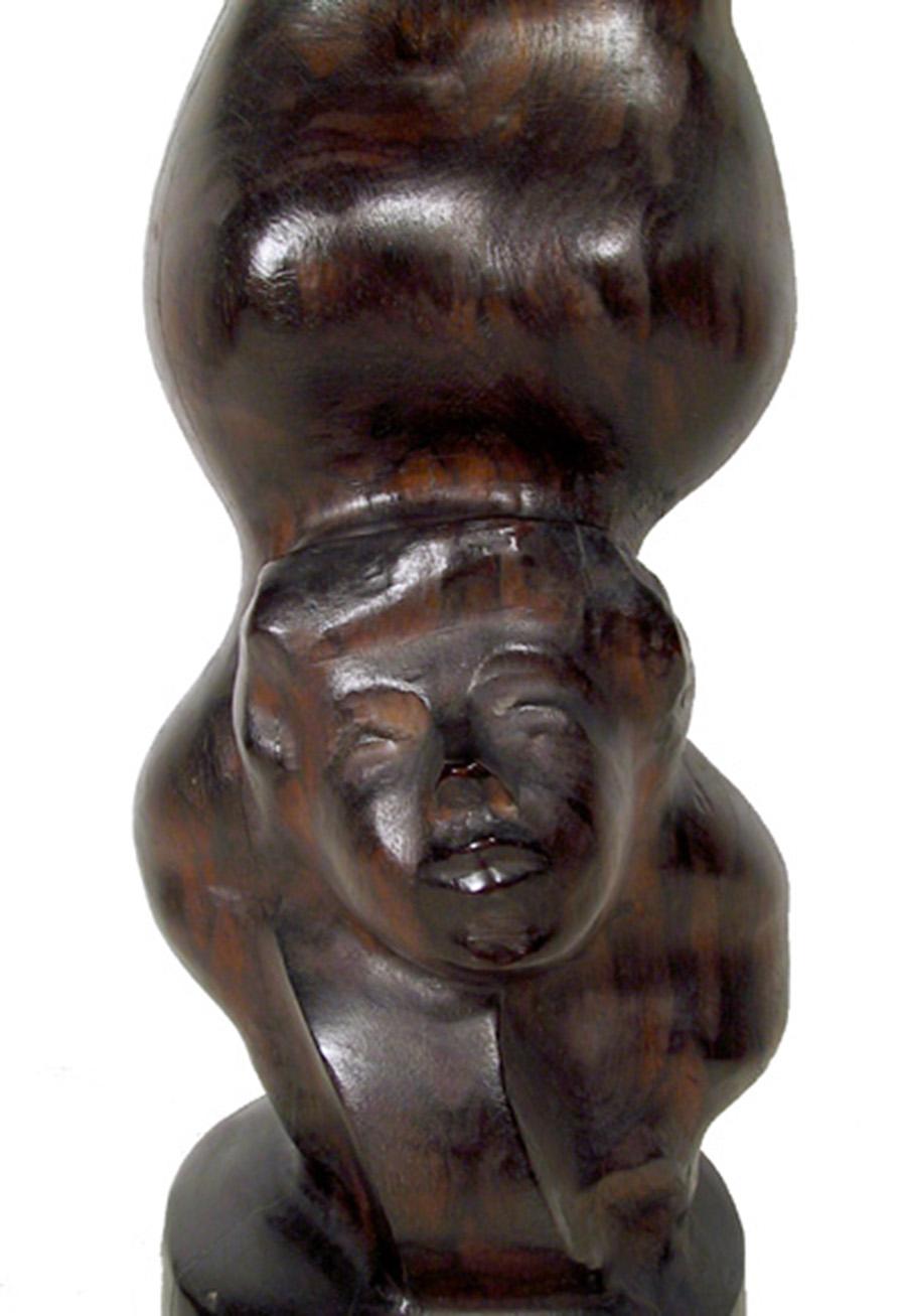 Akrobaten, Holzskulptur von Chaim Gross, 1948 im Angebot 1