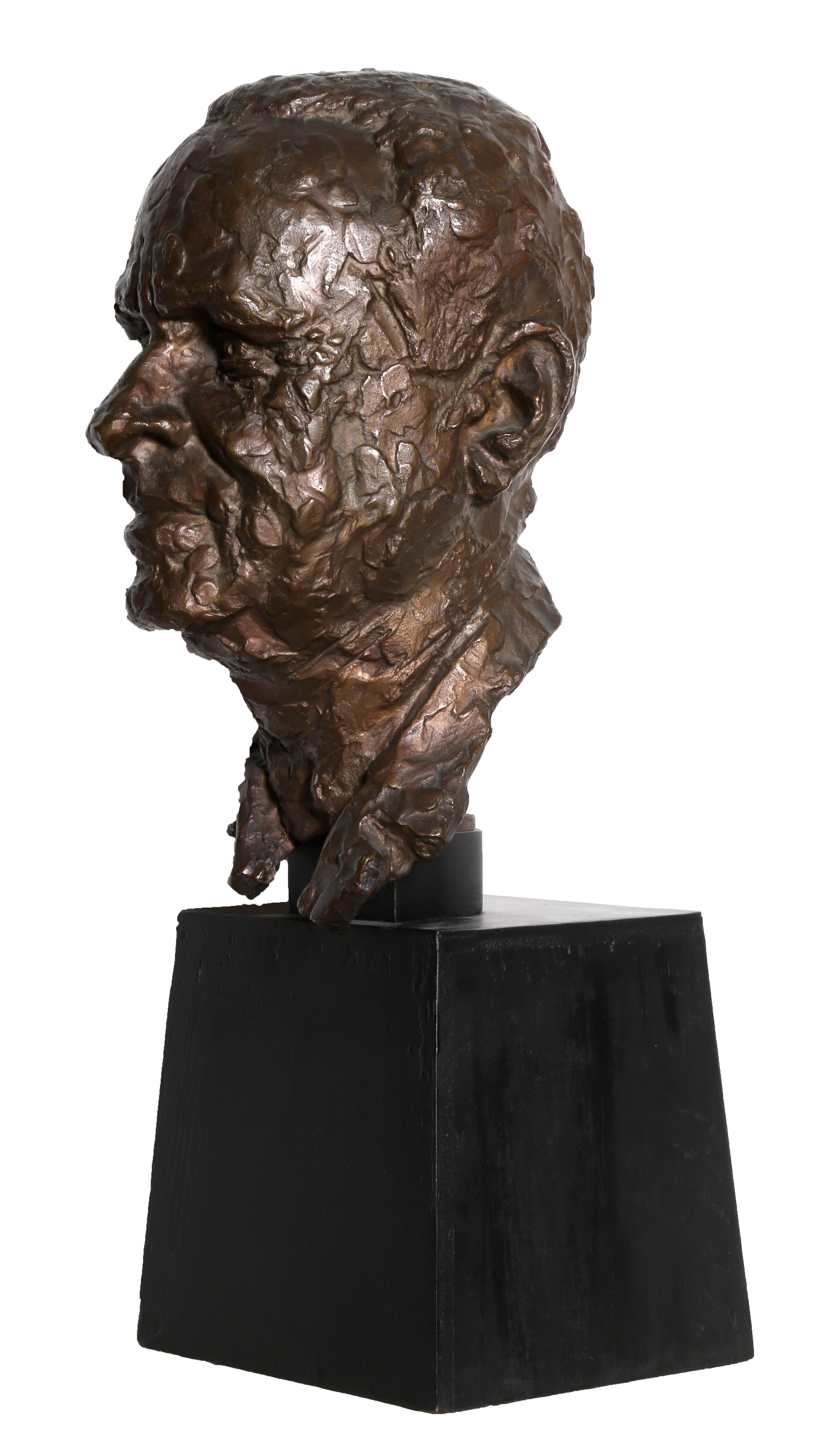 Buste d'homme, sculpture en bronze de Chaim Gross en vente 1