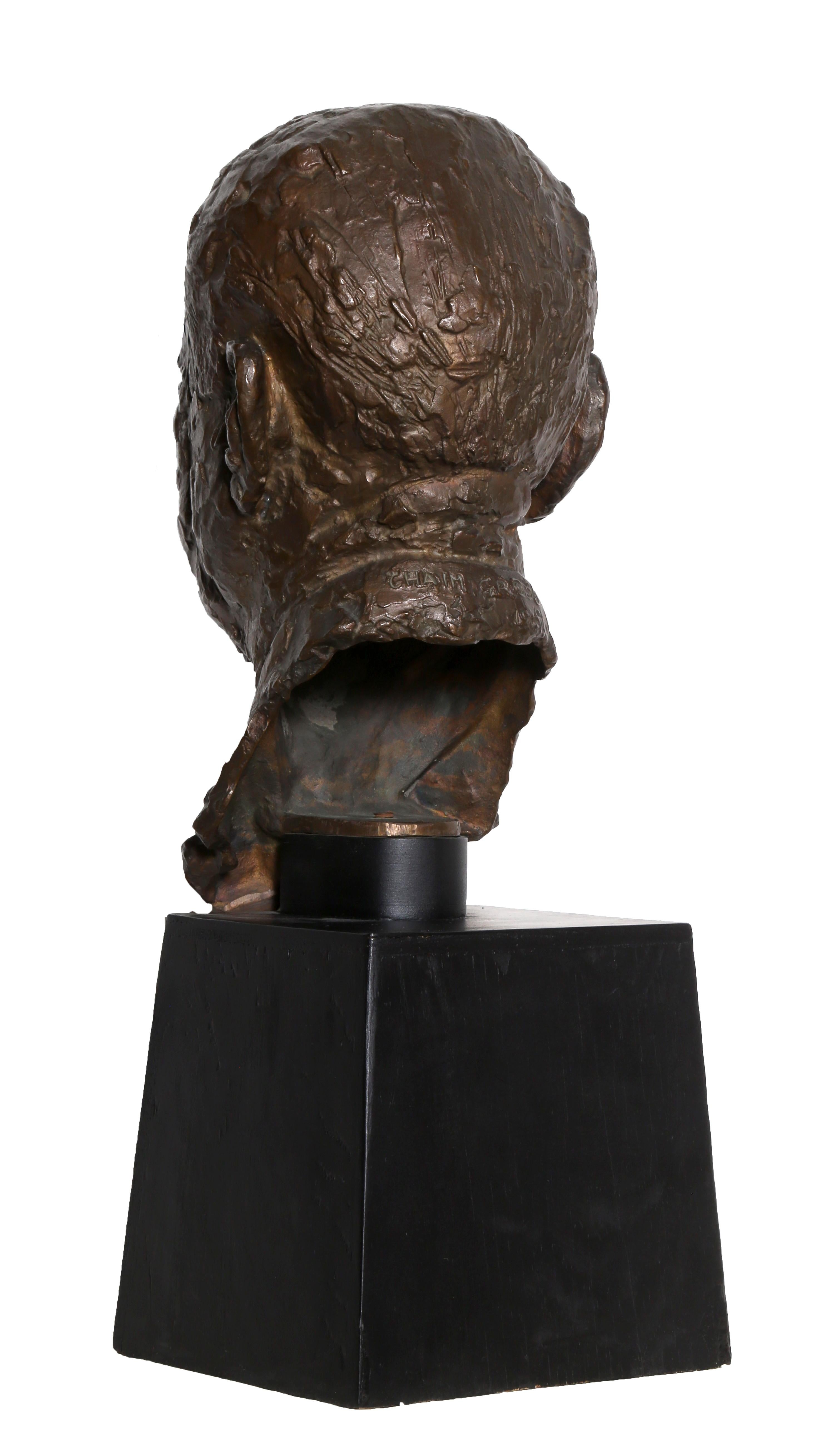 Bust of a Man, Bronze Sculpture by Chaim Gross For Sale 3