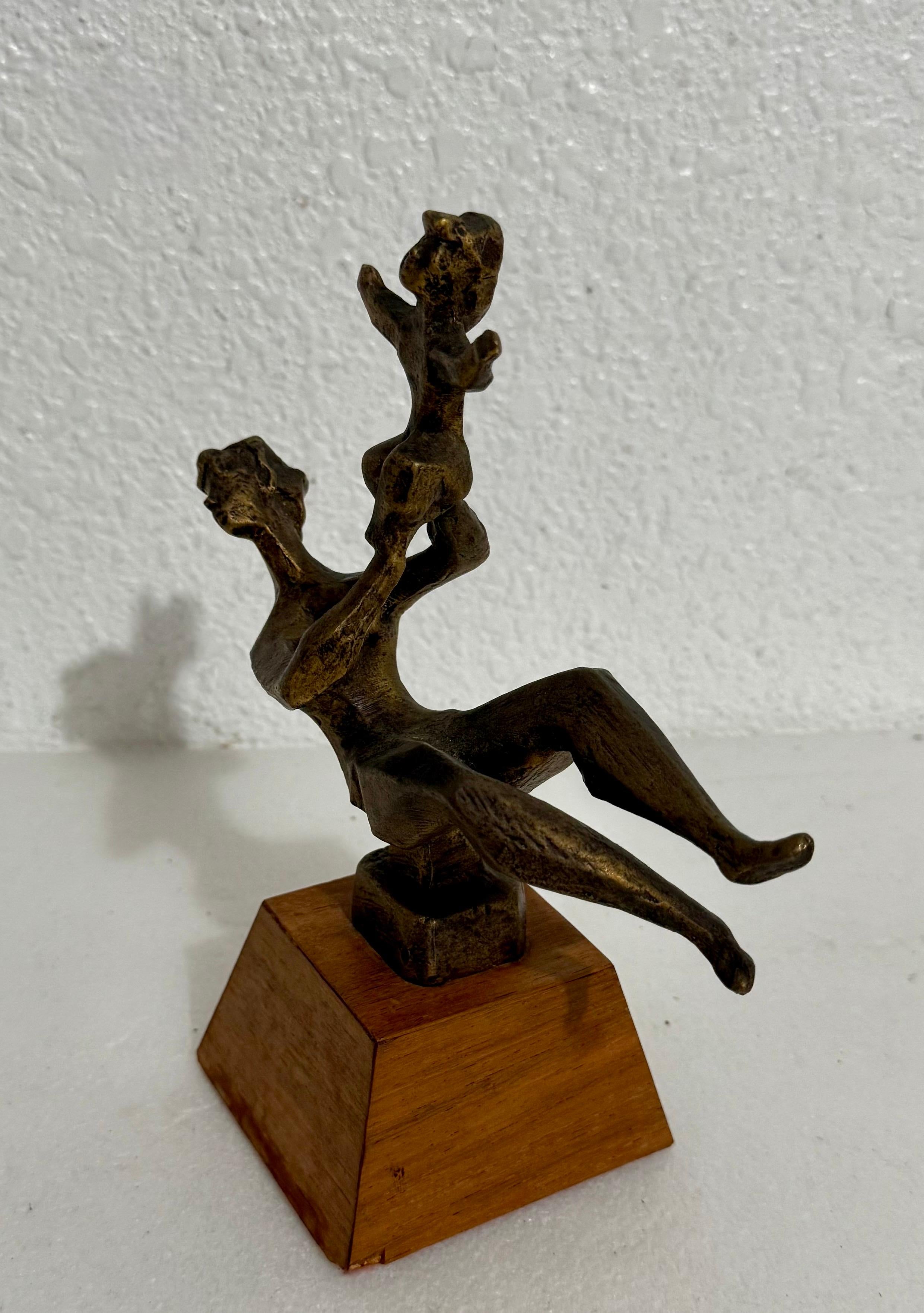 Chaim Gross Scultura in bronzo di metà secolo Madre e bambino che giocano Artistics WPA in vendita 9