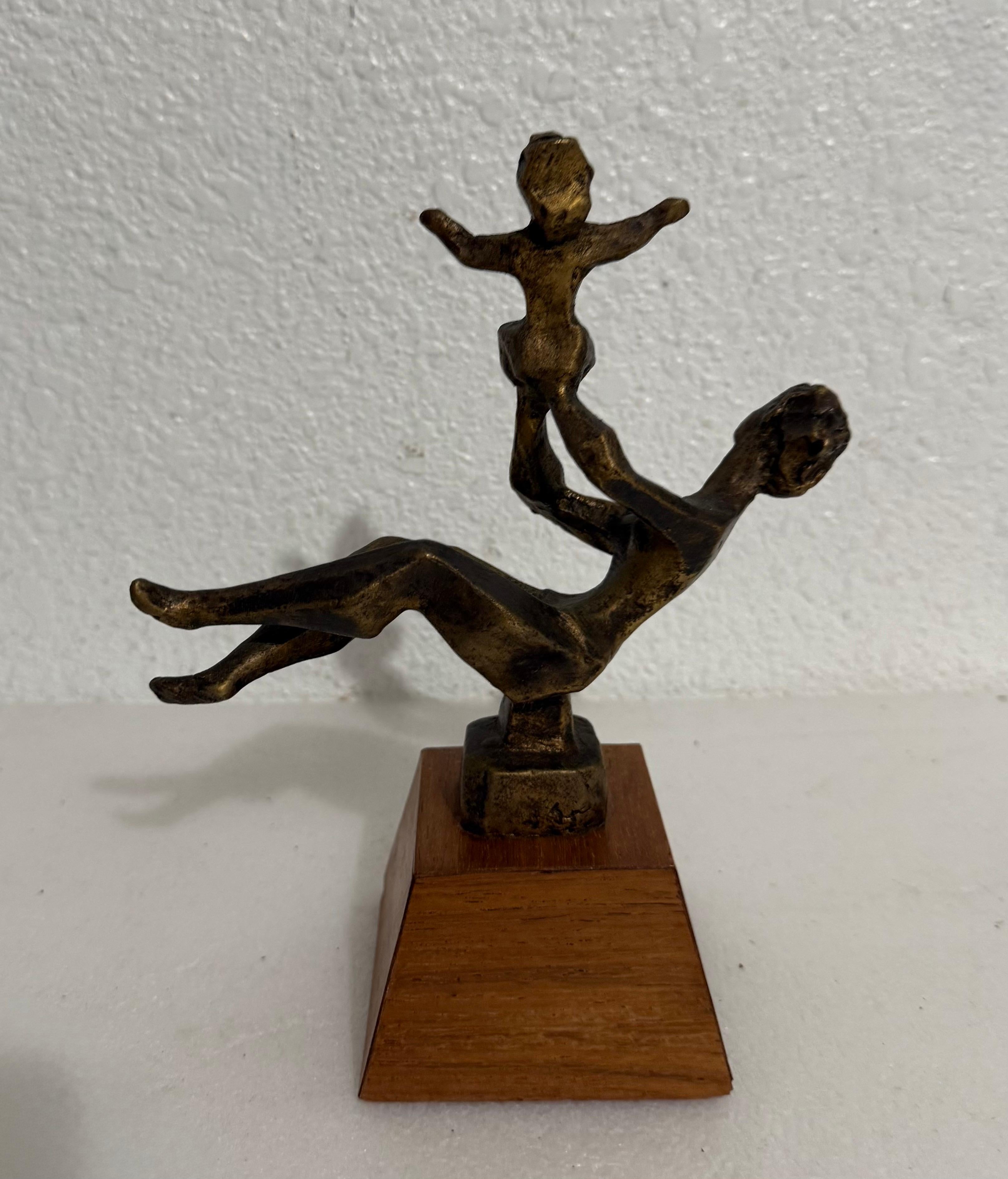 Chaim Gross Scultura in bronzo di metà secolo Madre e bambino che giocano Artistics WPA in vendita 2