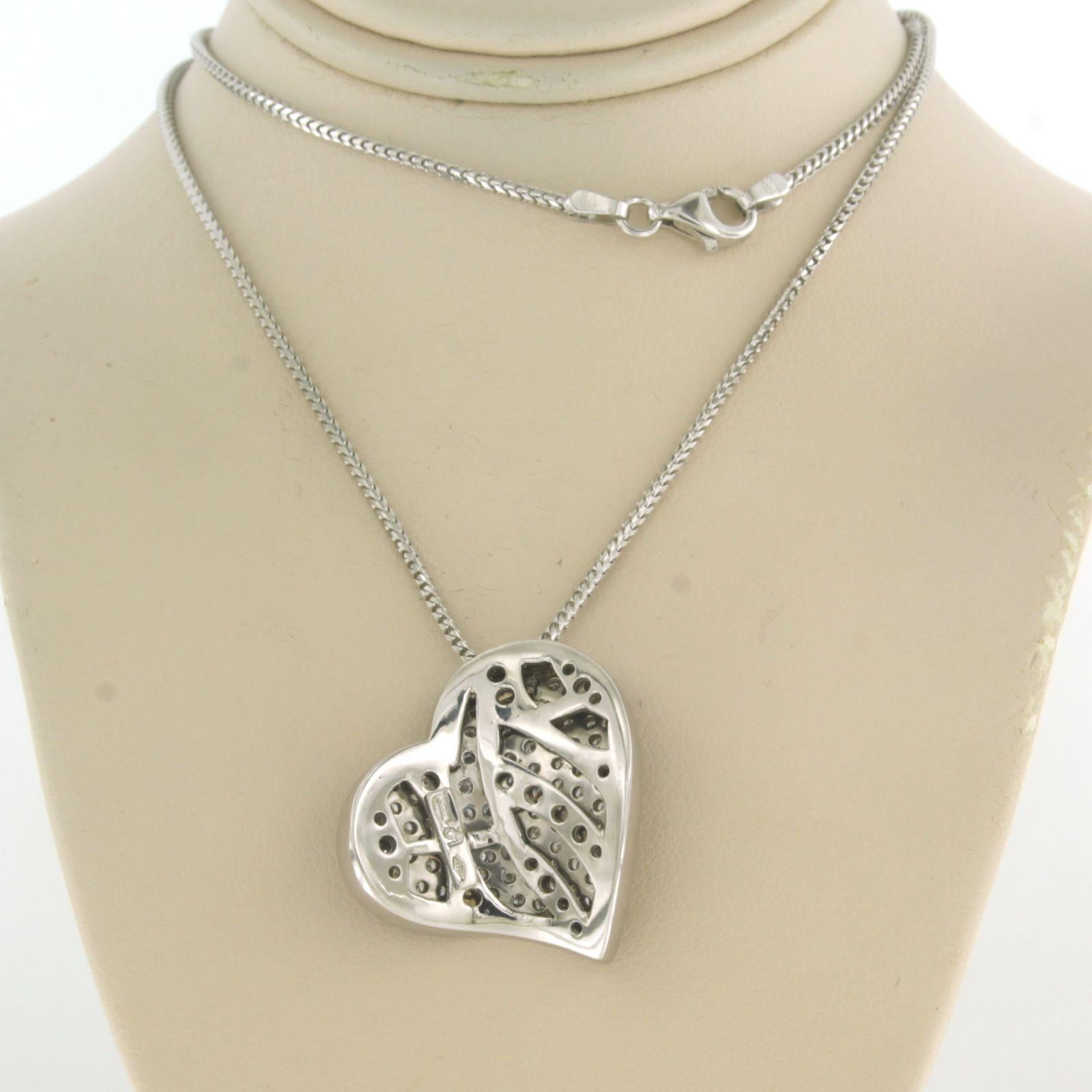 Women's Chain and pendant in shape of a heart set with diamonds 18k white gold For Sale