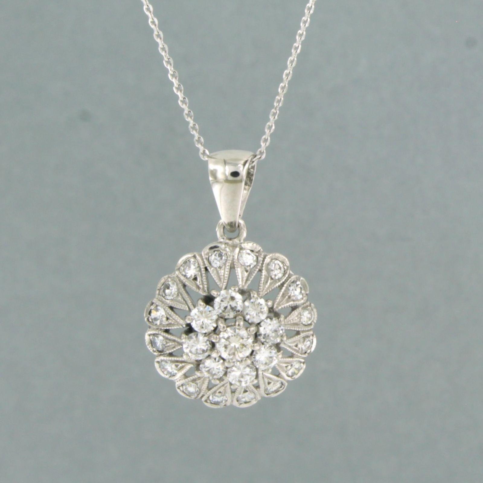 Brilliant Cut Chain and pendant set with diamonds 18k white gold For Sale