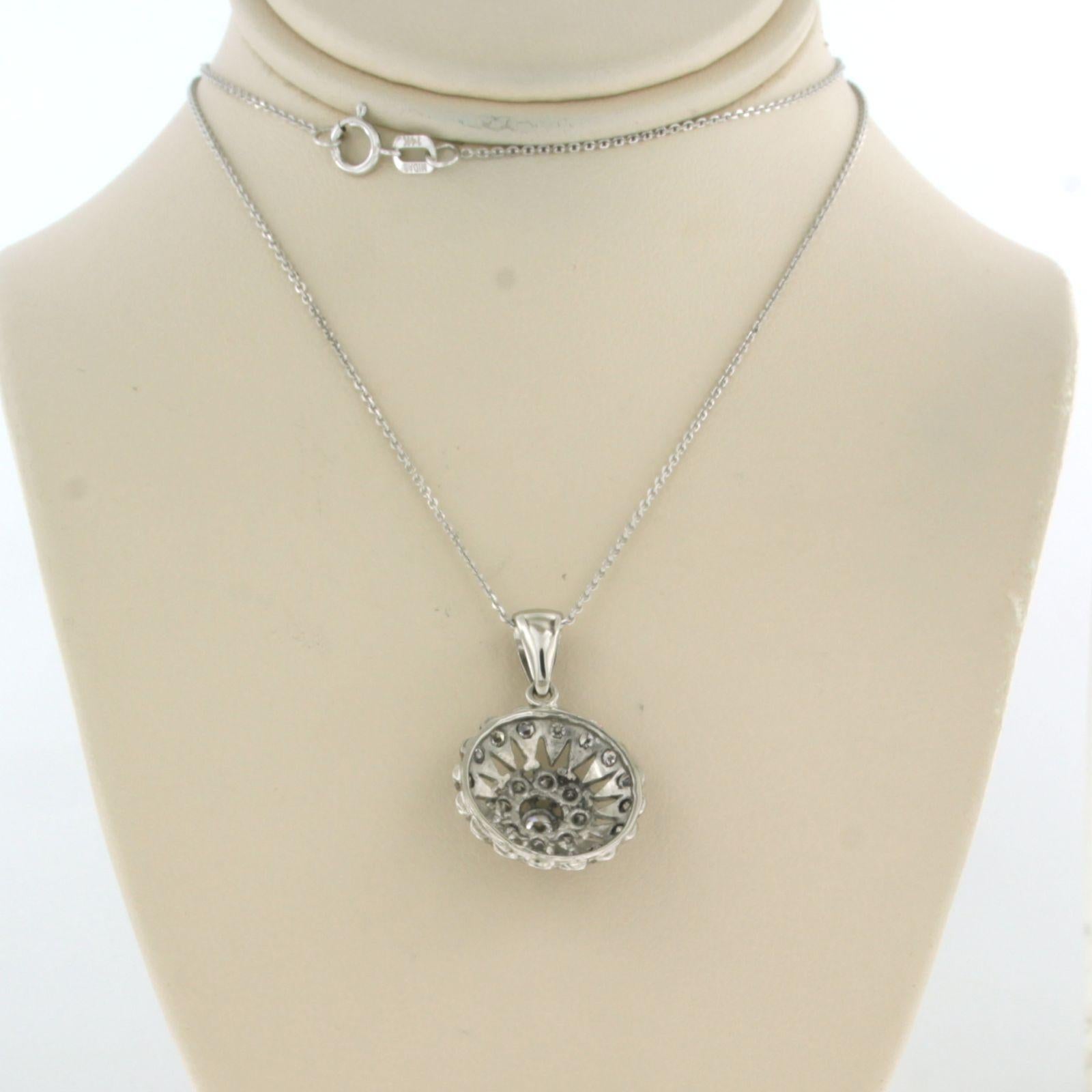 Chain and pendant set with diamonds 18k white gold For Sale 1