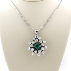 Chaîne et pendentif avec émeraude et diamants taille brillant jusqu'à 1,96ct or 14k