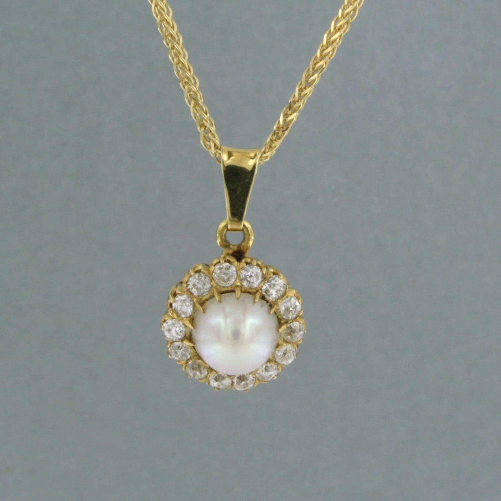 Old Mine Cut Chain and Pendant with pearl and diamonds 14k yellow gold For Sale