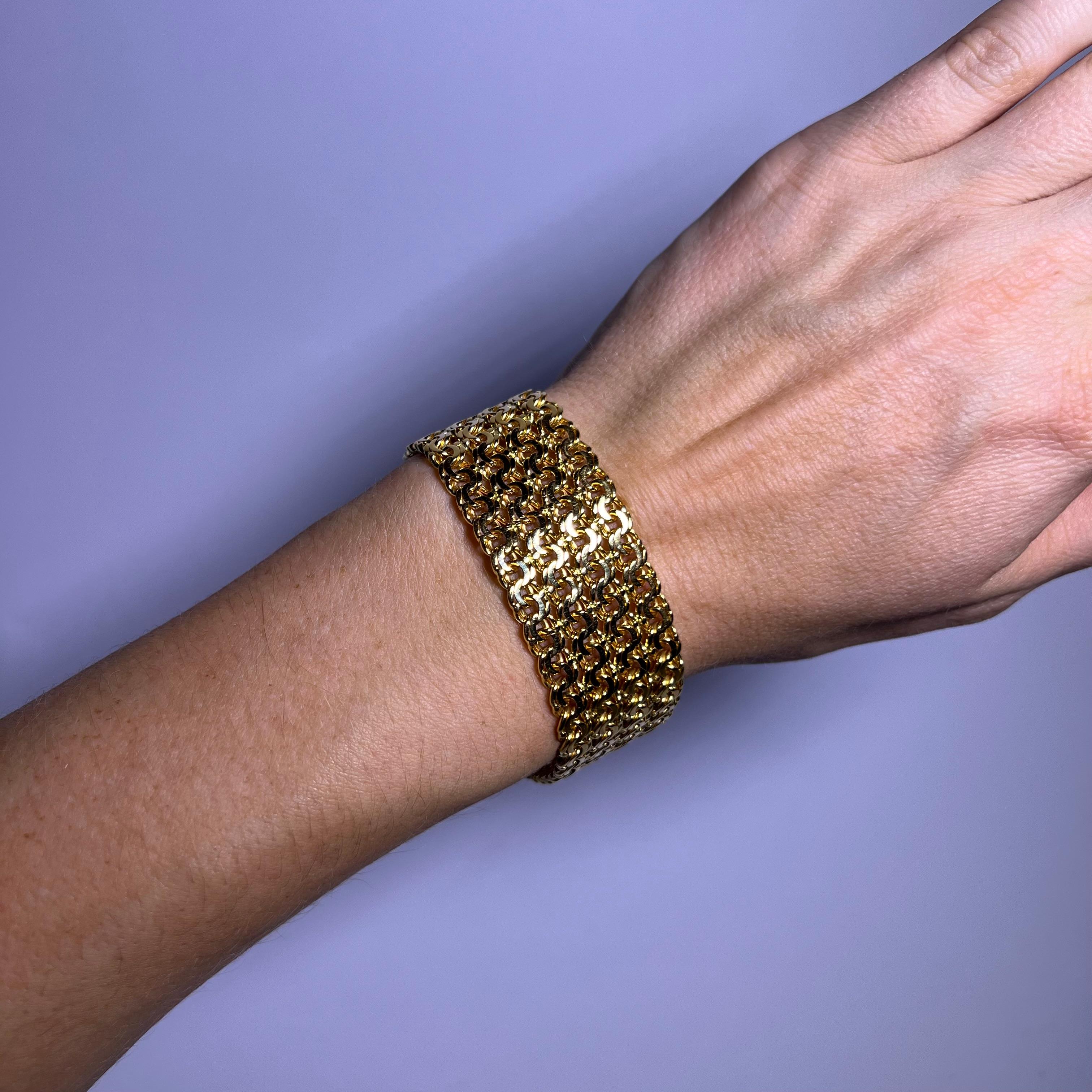 Kettenarmband aus 18 Karat Gelbgold im Zustand „Gut“ in Lucerne, CH
