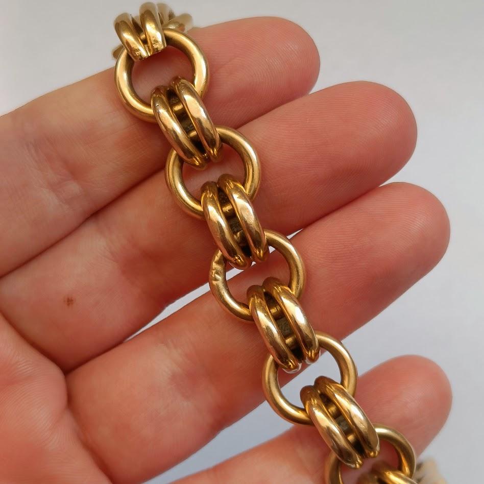 Chain Bracelet in 18kt Yellow Gold For Sale 2