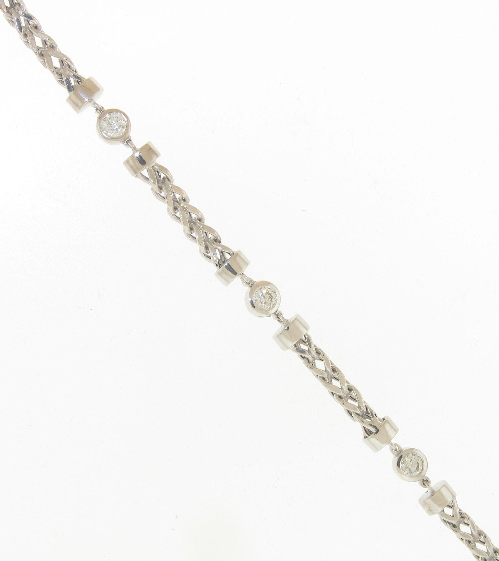 Round Cut Chain Bracelet with Round Diamonds. D0.80ct.t.w. For Sale