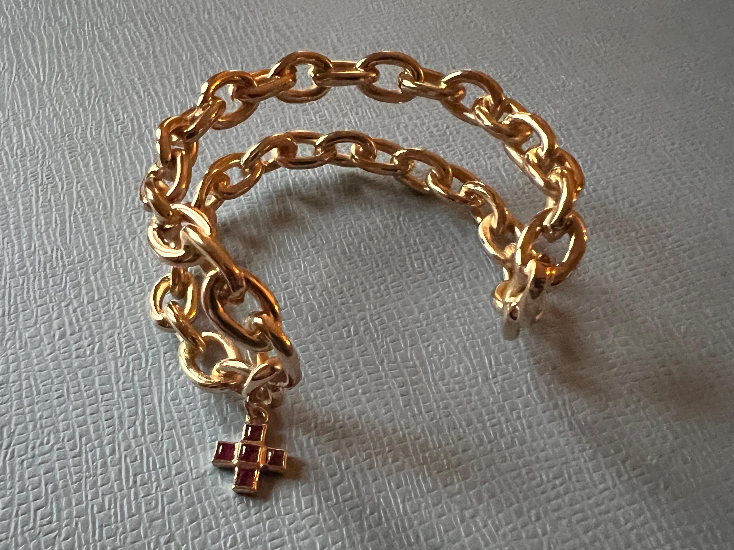 Bracciale a catena con croce di rubino in vendita 2