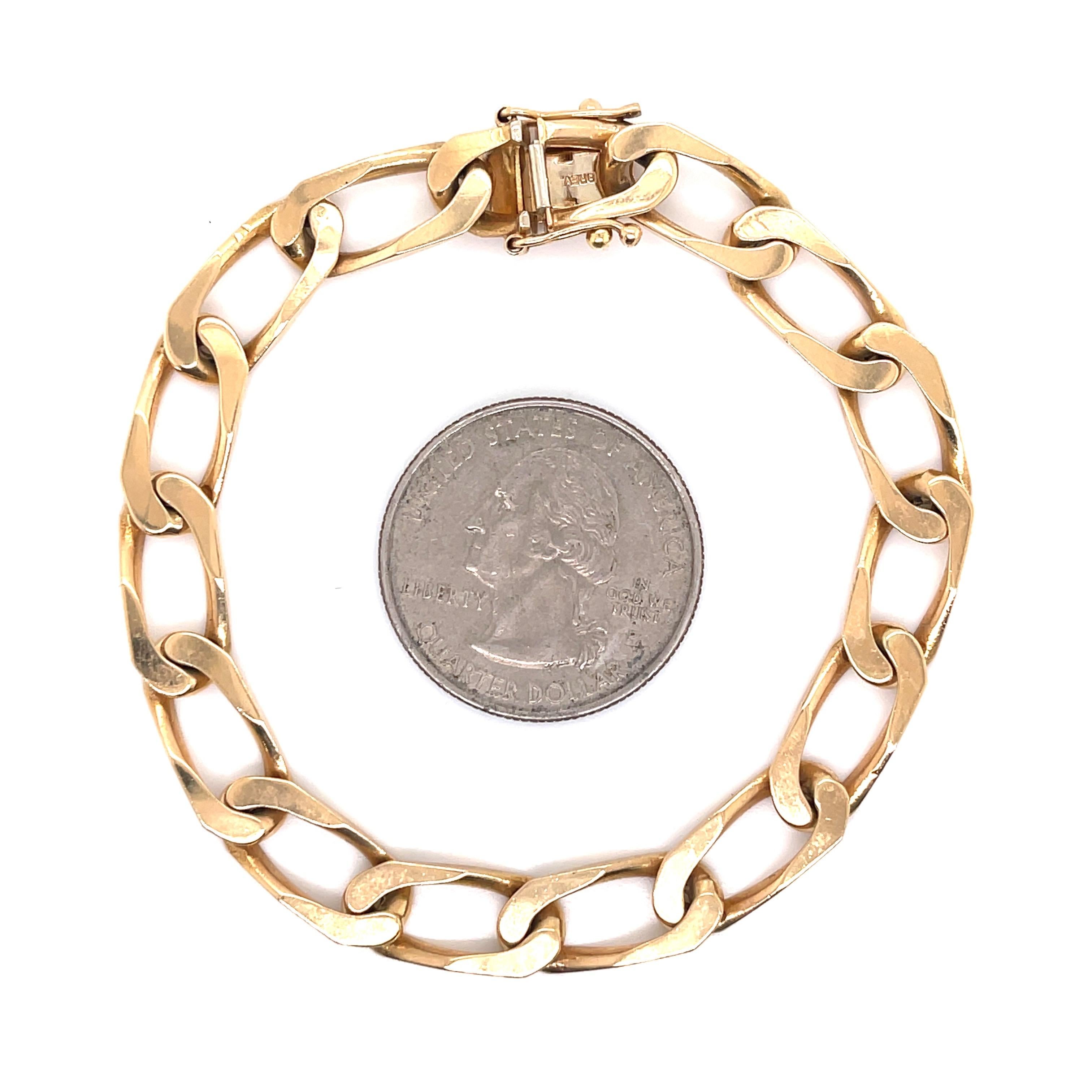 14 Karat yellow gold bracelet featuring 15 oval shape links weighing 18.05 grams. 7