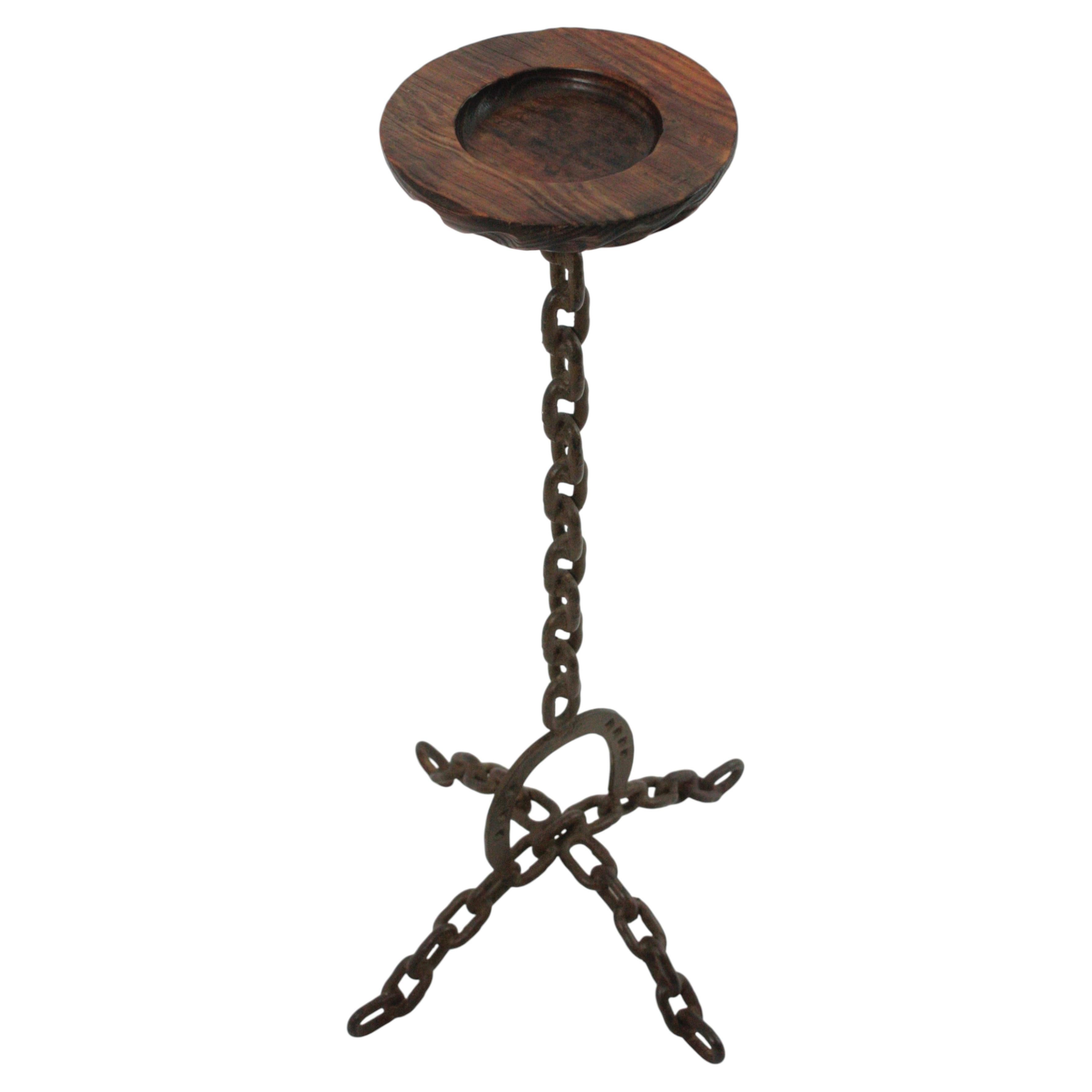 Chain Link Drinks Table / End or Side Table in Gilt Iron and Wood, Spain 1940s