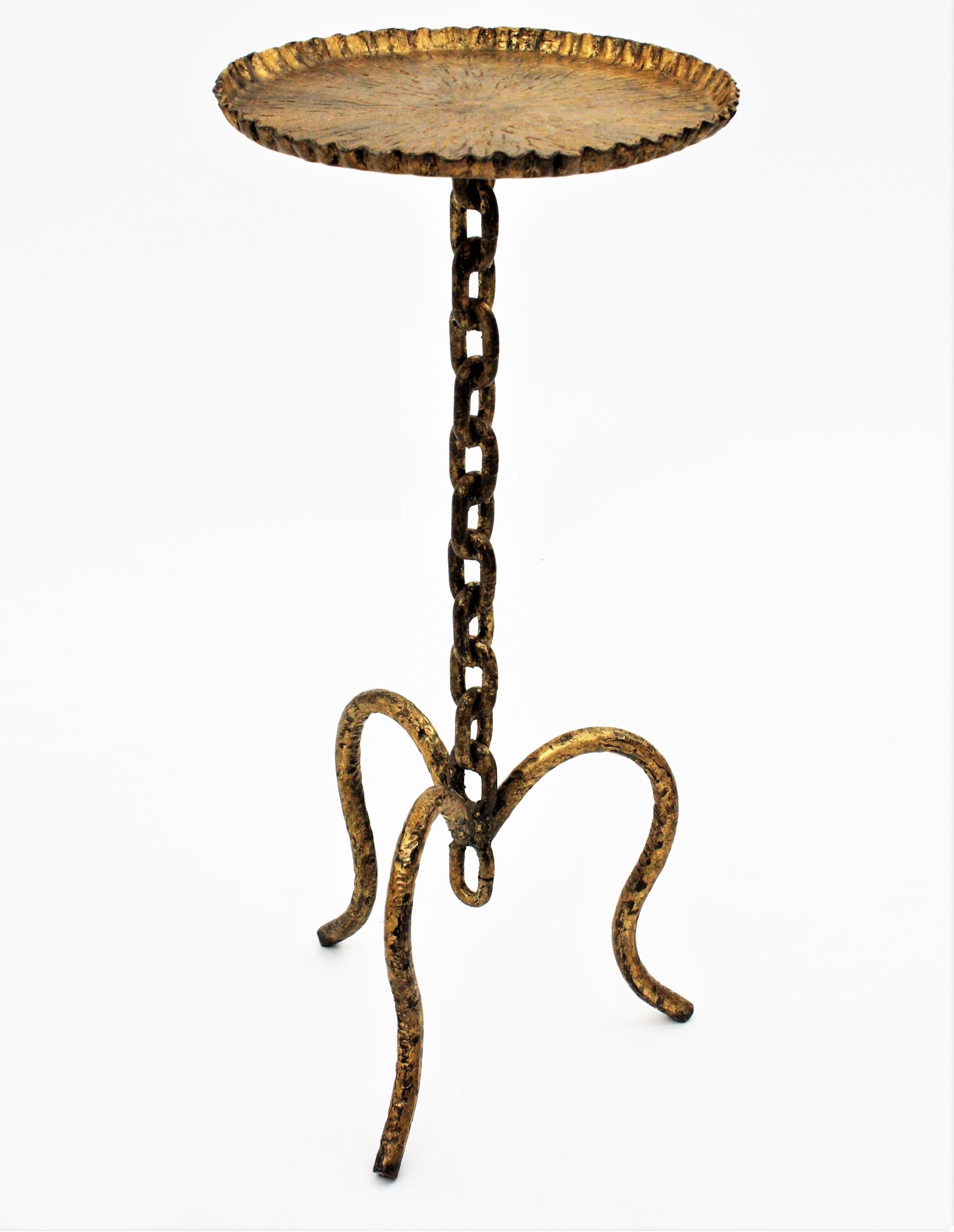 Chain Link Gilt Iron Drinks Table Guéridon or End Table, Spain, 1930s 6