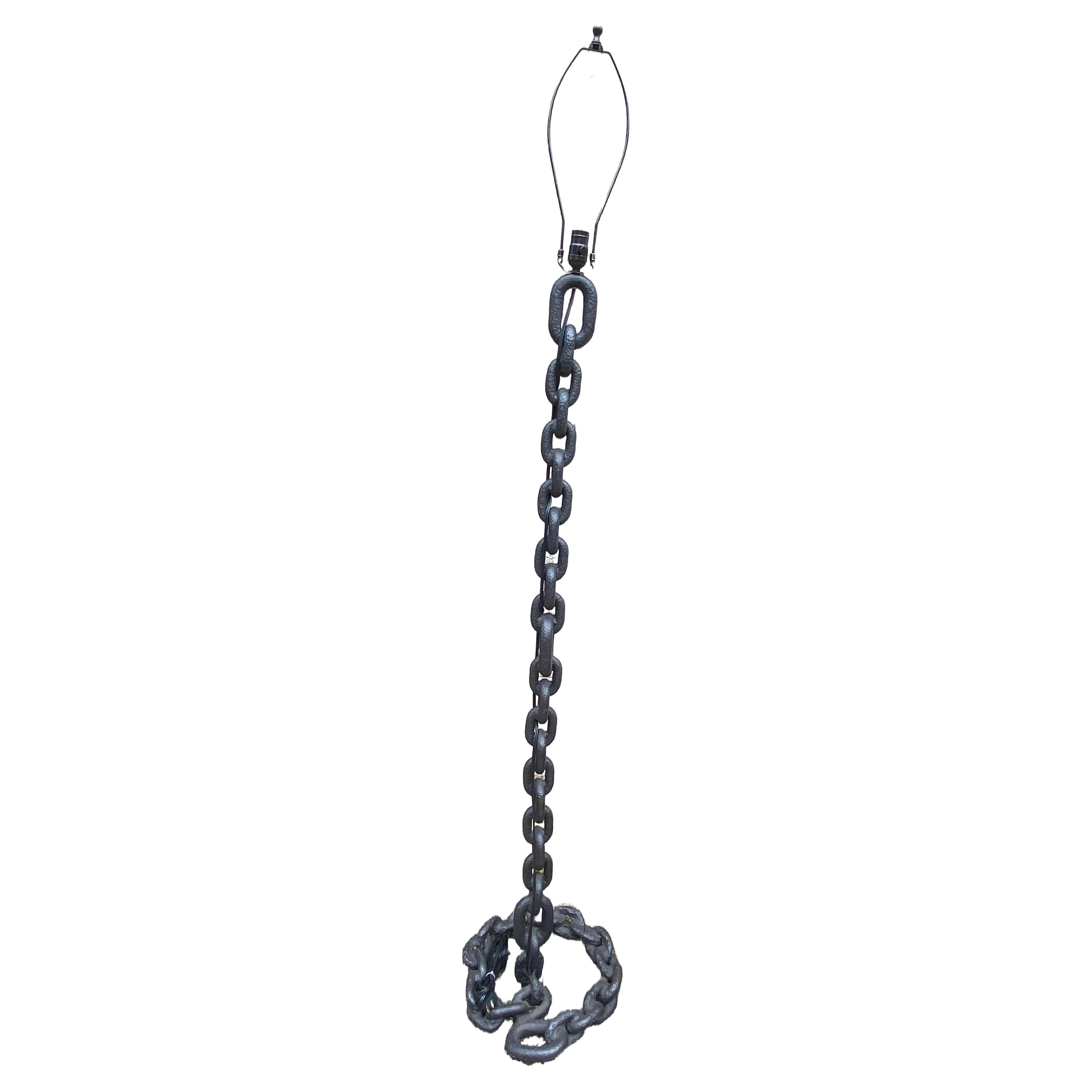 Chain Link Stehlampe