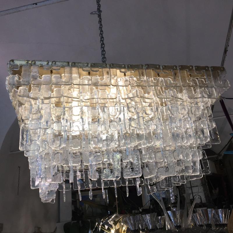 Chain Link Murano Clear Glass Chandelier, Brass Structure, 1970s 2