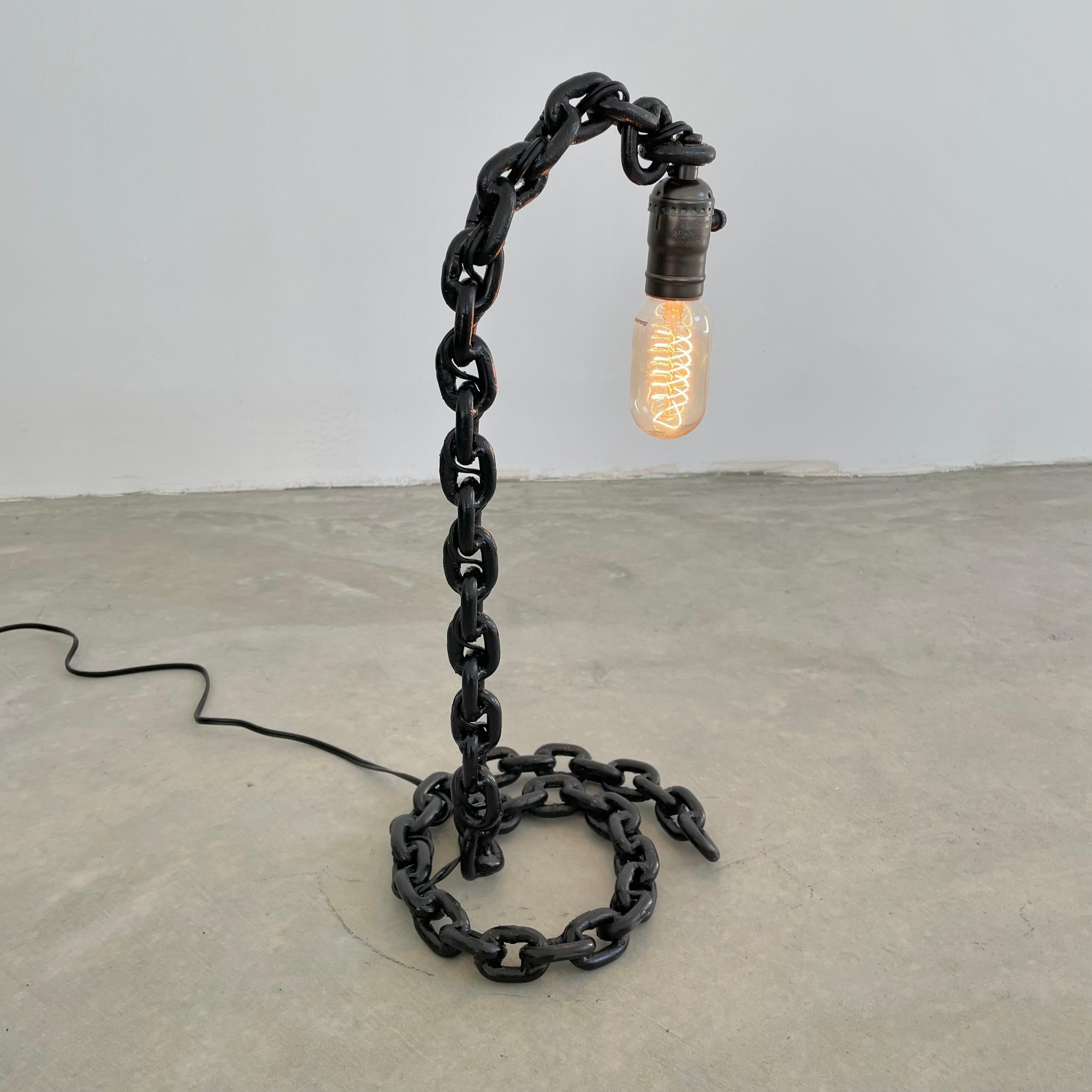 Chain Link Table Lamp 3