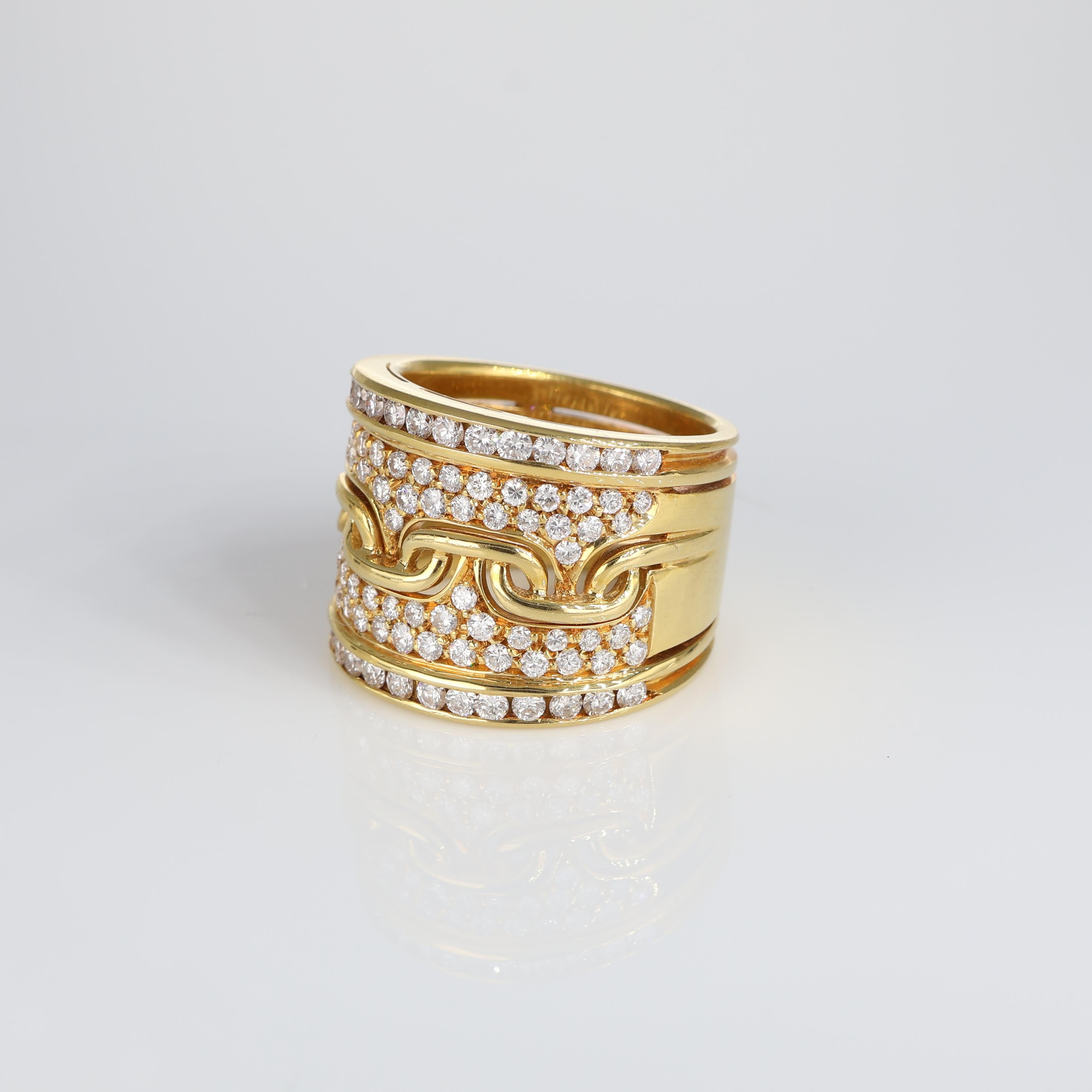Taglio brillante Anello Vintage con Motivo a Catena Diamanti Bianchi 2,12 Carati Oro Giallo in vendita
