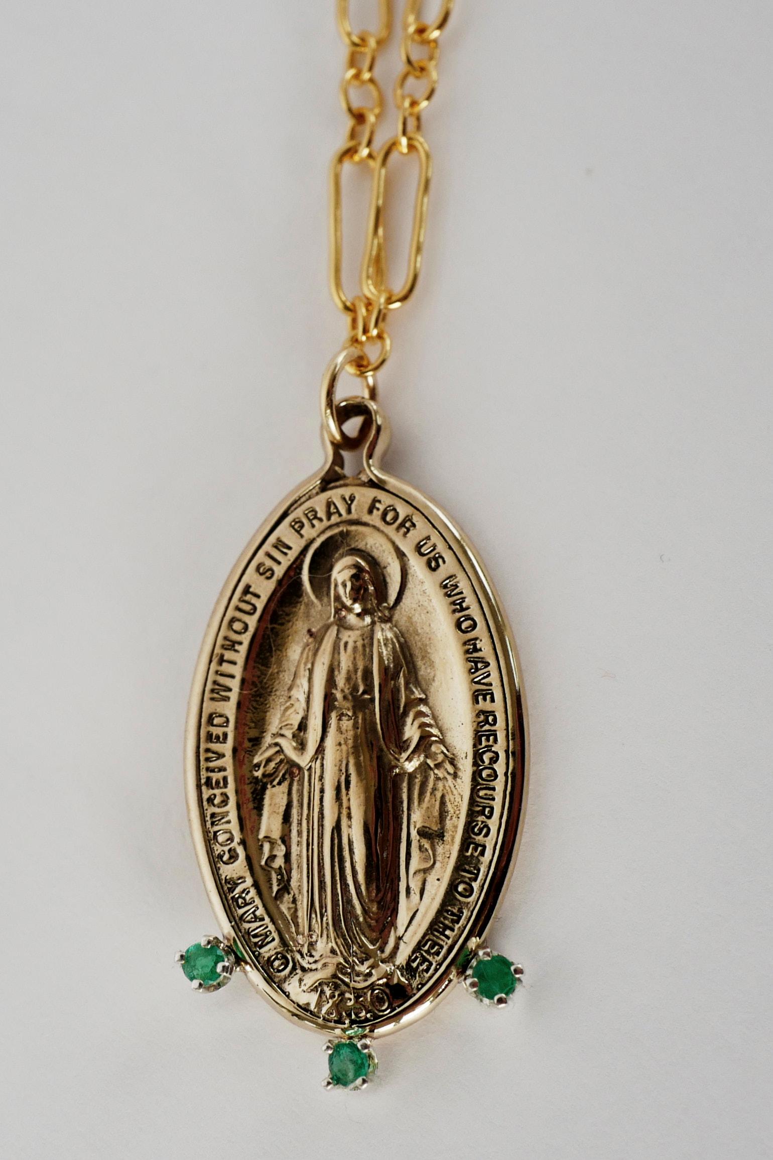 Brilliant Cut Chain Necklace Medal Virgin Mary Miraculous Opals Oval For Sale