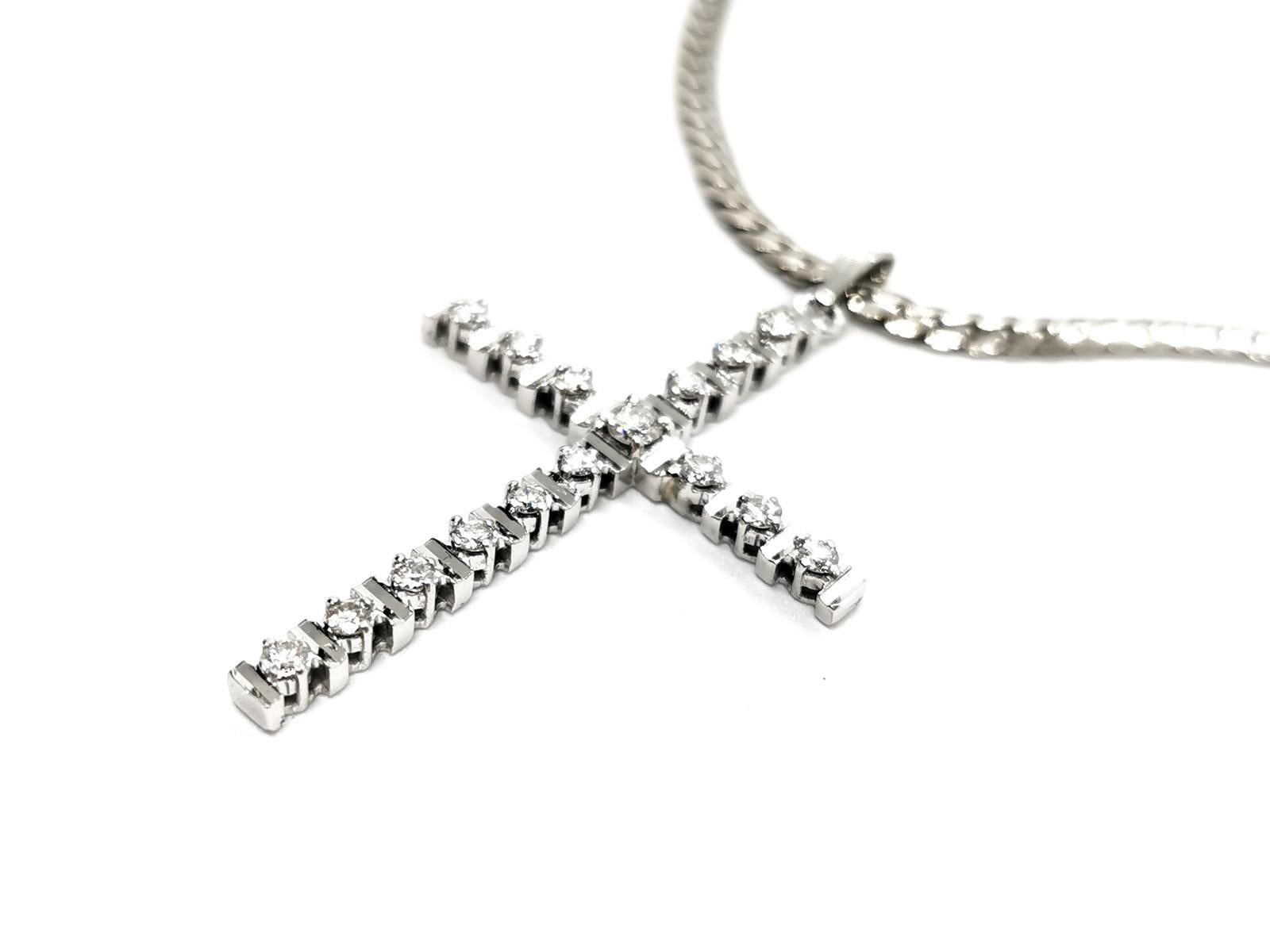 Chain Necklace White Gold Diamond For Sale 3