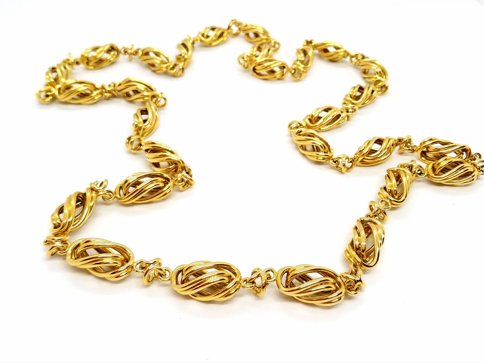 Schöne Goldkette gelb 750 mils (18 Karat). Jumper Länge 102 cm. Breite: 1,16 cm. kann über eine oder zwei Windungen getragen werden. Gesamtgewicht: 108,68 g. gestanzt. ausgezeichneter Zustand
