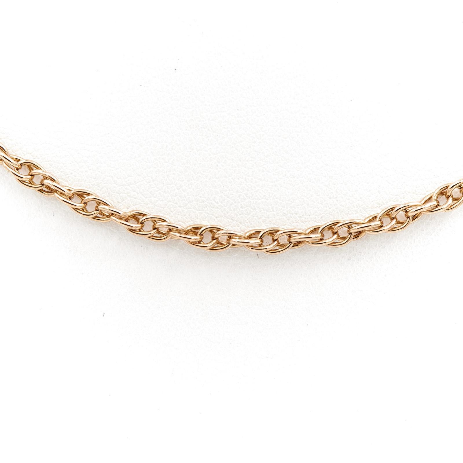 Chain necklace. in yellow gold 750 thousandths (18 carats). singapore mesh. length: 57.5 cm. width: 0.26 cm. total weight: 14.03 g. eagle head hallmark. excellent condition.
