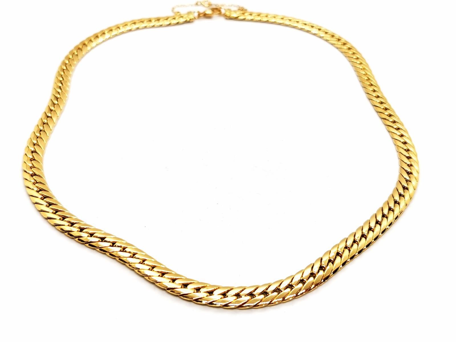 Necklace in yellow gold 750 thousandths (18 carats). English mesh. safety chain. length: 48.8 cm. width: 0.73 cm. total weight: 36.47 g. eagle head hallmark. excellent condition

