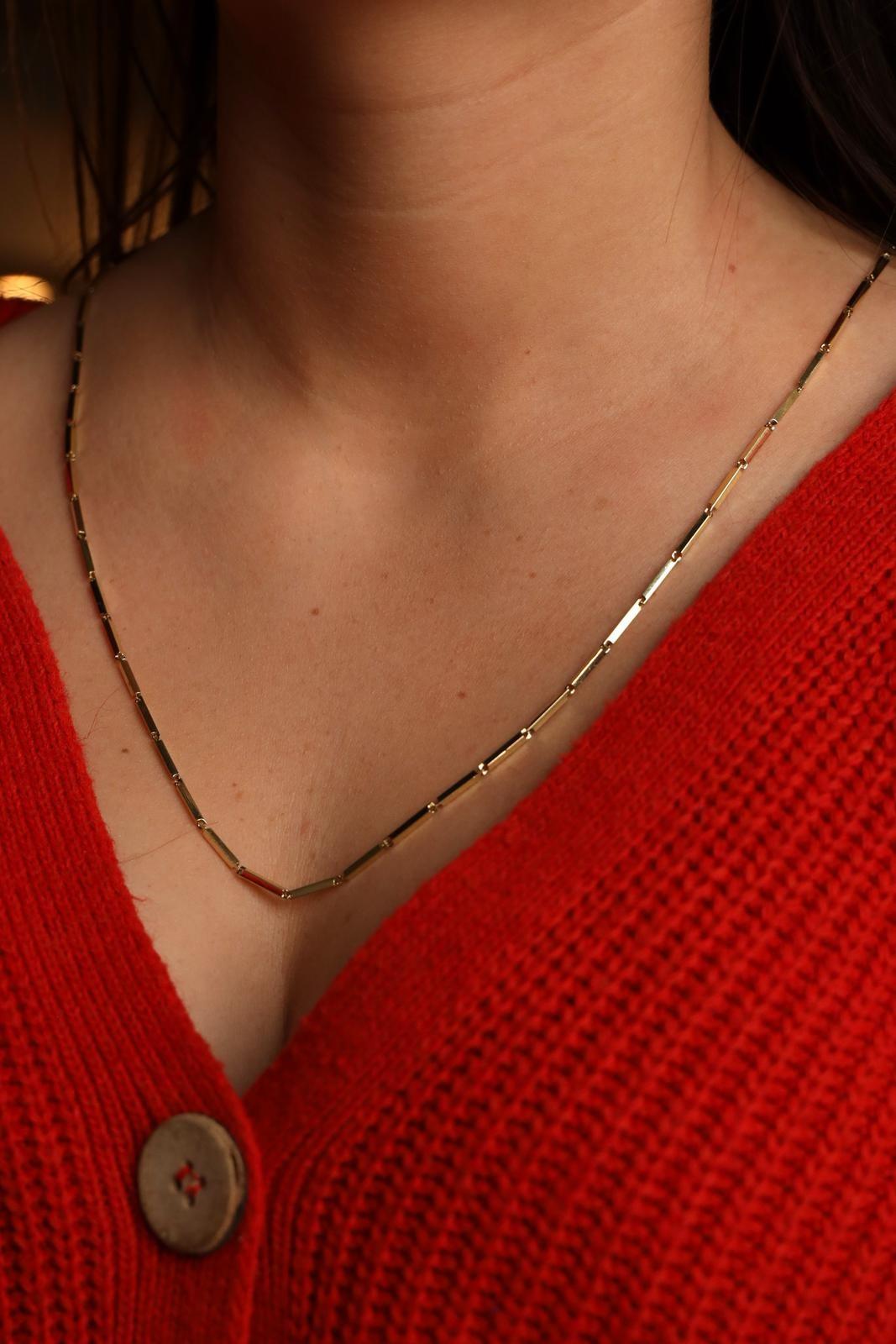 Kette aus Gelbgold 750 Tausendstel (18 Karat). weiches Netz. Länge: 63,5 cm. Breite: 0,15 cm. Gesamtgewicht: 21,05 g. Eulenpunze. ausgezeichneter Zustand
