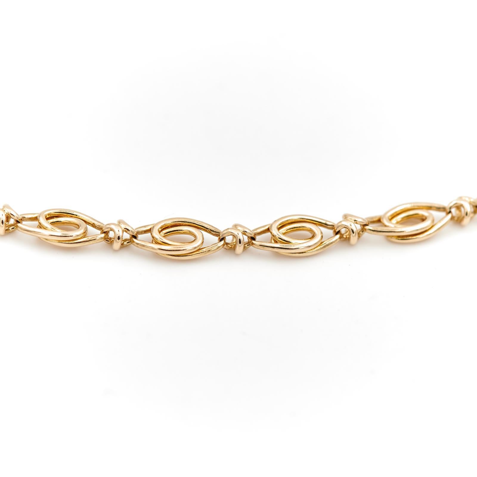 Women's Chain Necklace Yellow Gold For Sale