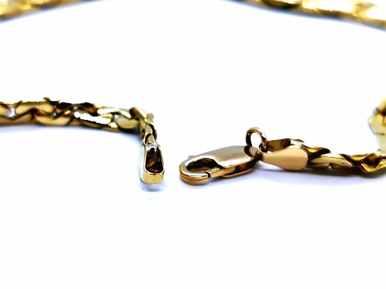 Chain Necklace Yellow Gold Emerald For Sale 7