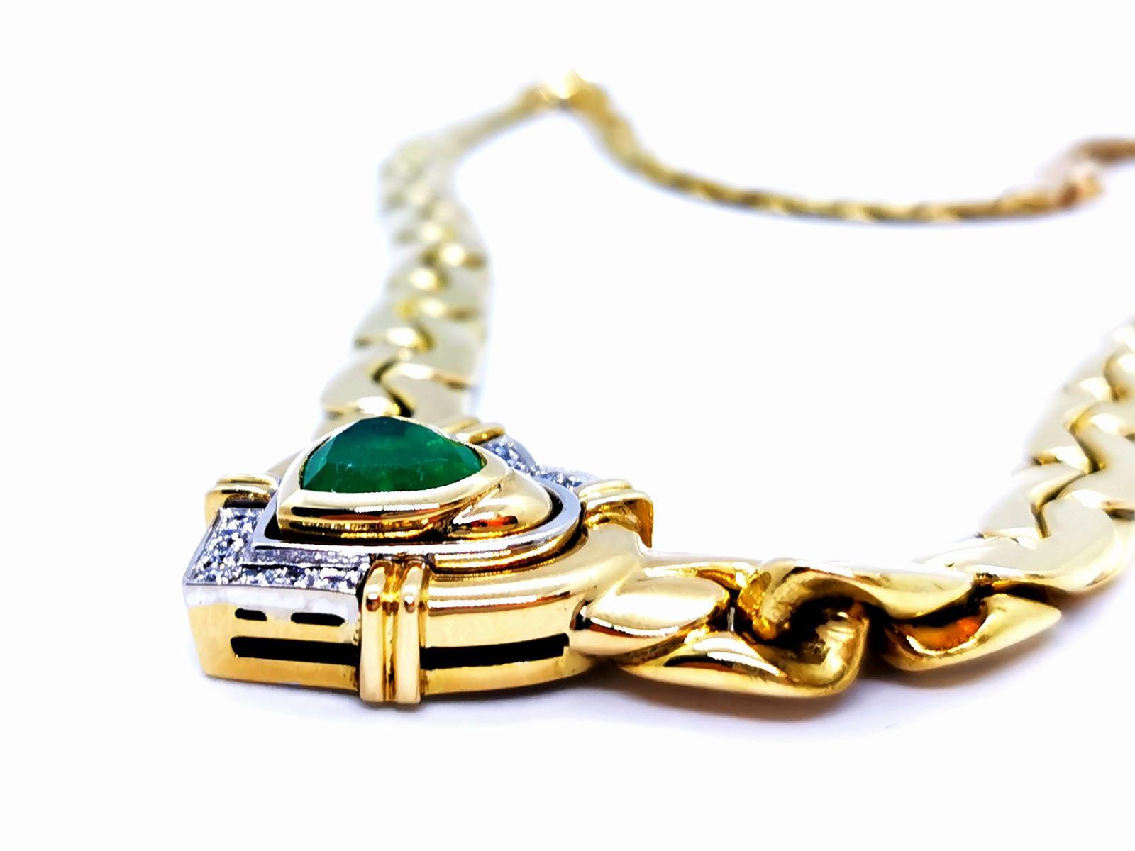 Halskette mit Kette aus Gelbgold mit Smaragd im Angebot 9