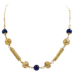 Chaîne collier en or jaune et lapis-lazuli